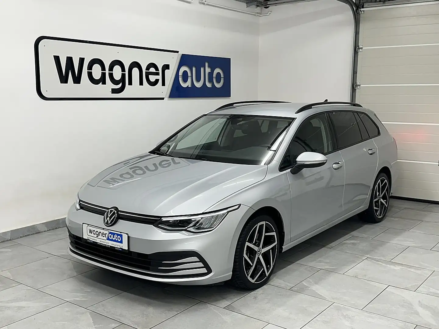 Volkswagen Golf Variant 2,0 TDI Life DSG.LED/ACC/Navi/"Travel Assist"/R... Silber - 2