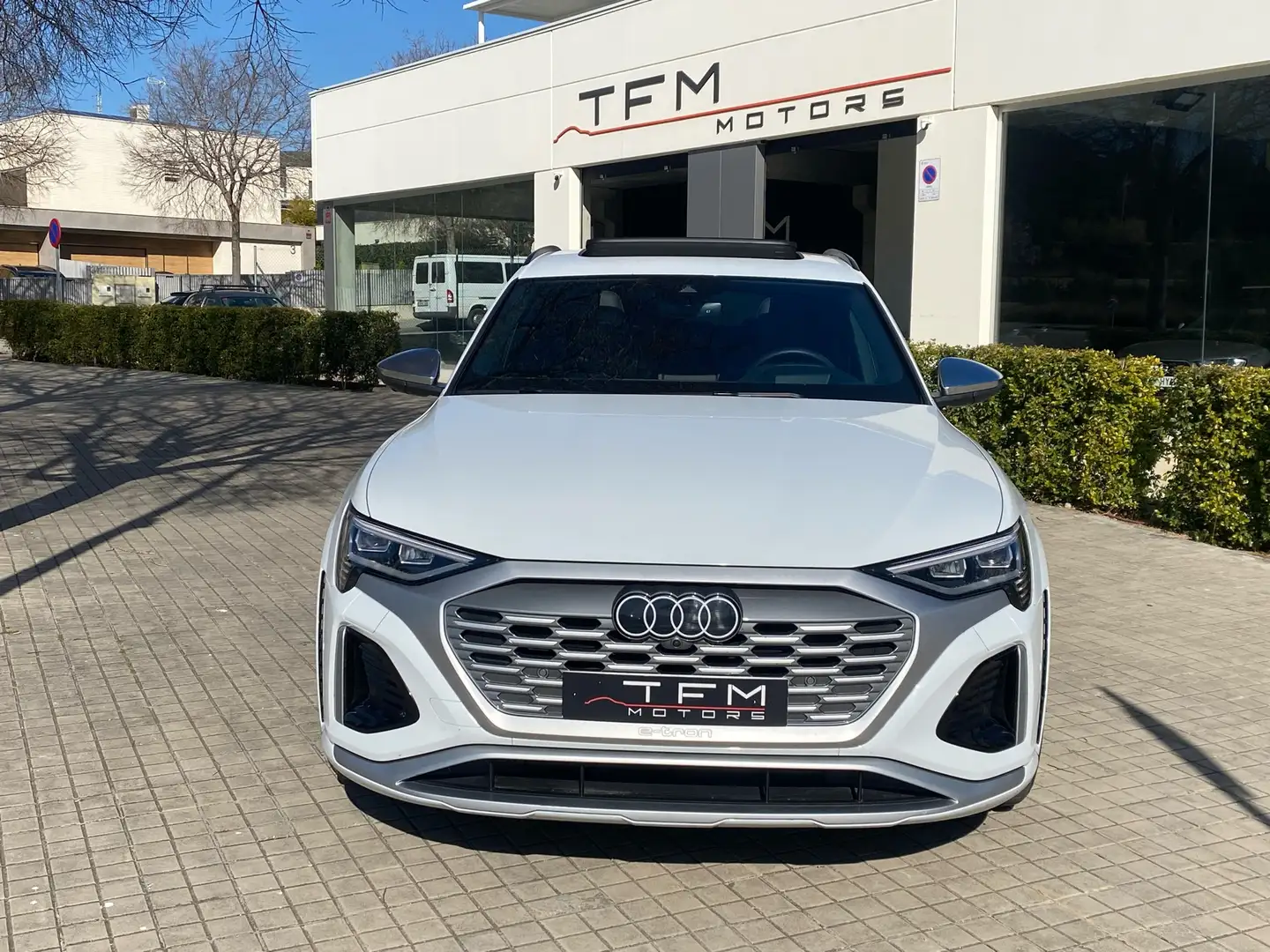 Audi SQ8 e-tron Sportback S quattro - 2