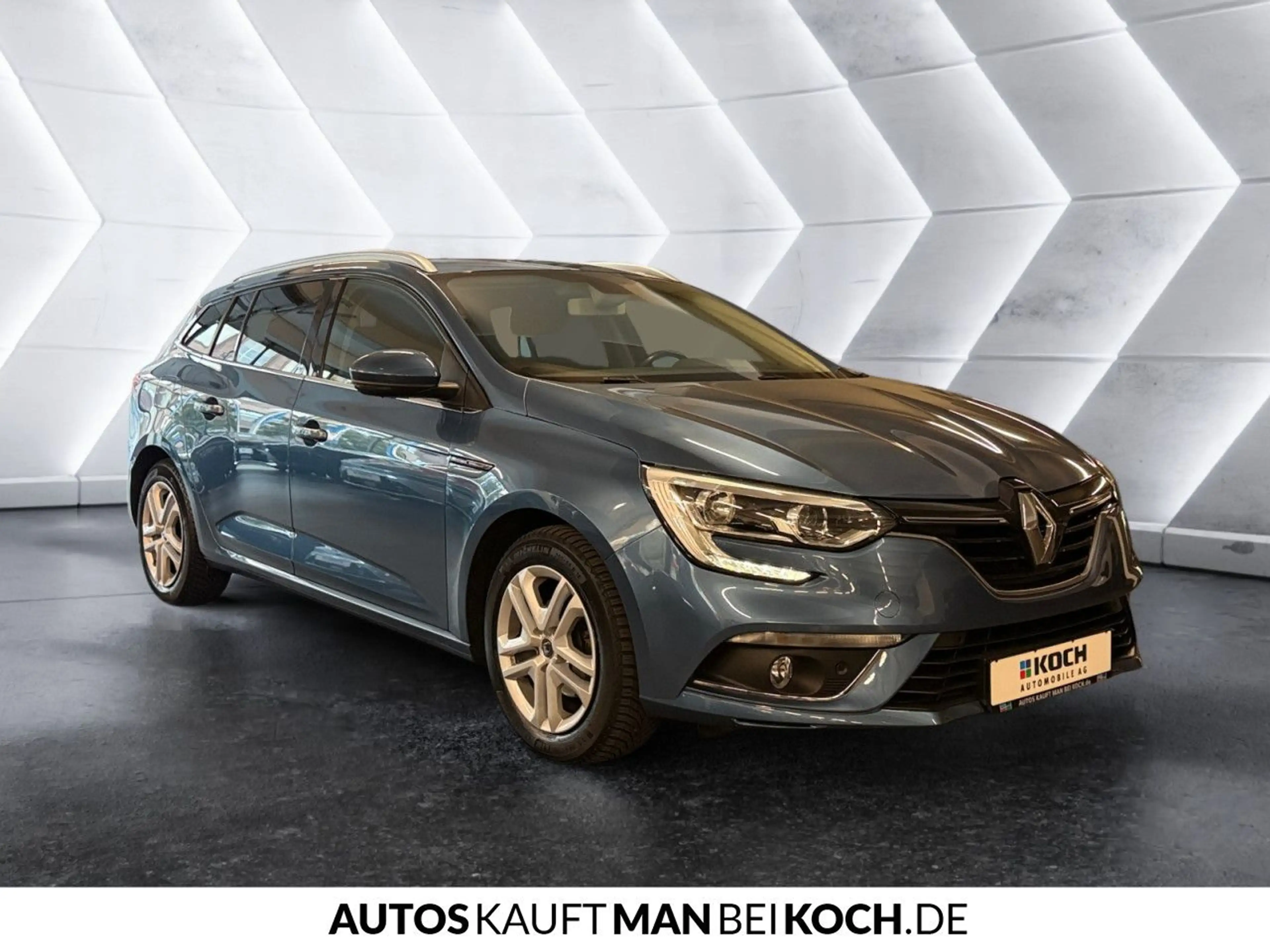 Renault Megane Grandtour TCe 140 GPF EDC BUSINESS EDITION — photo 6