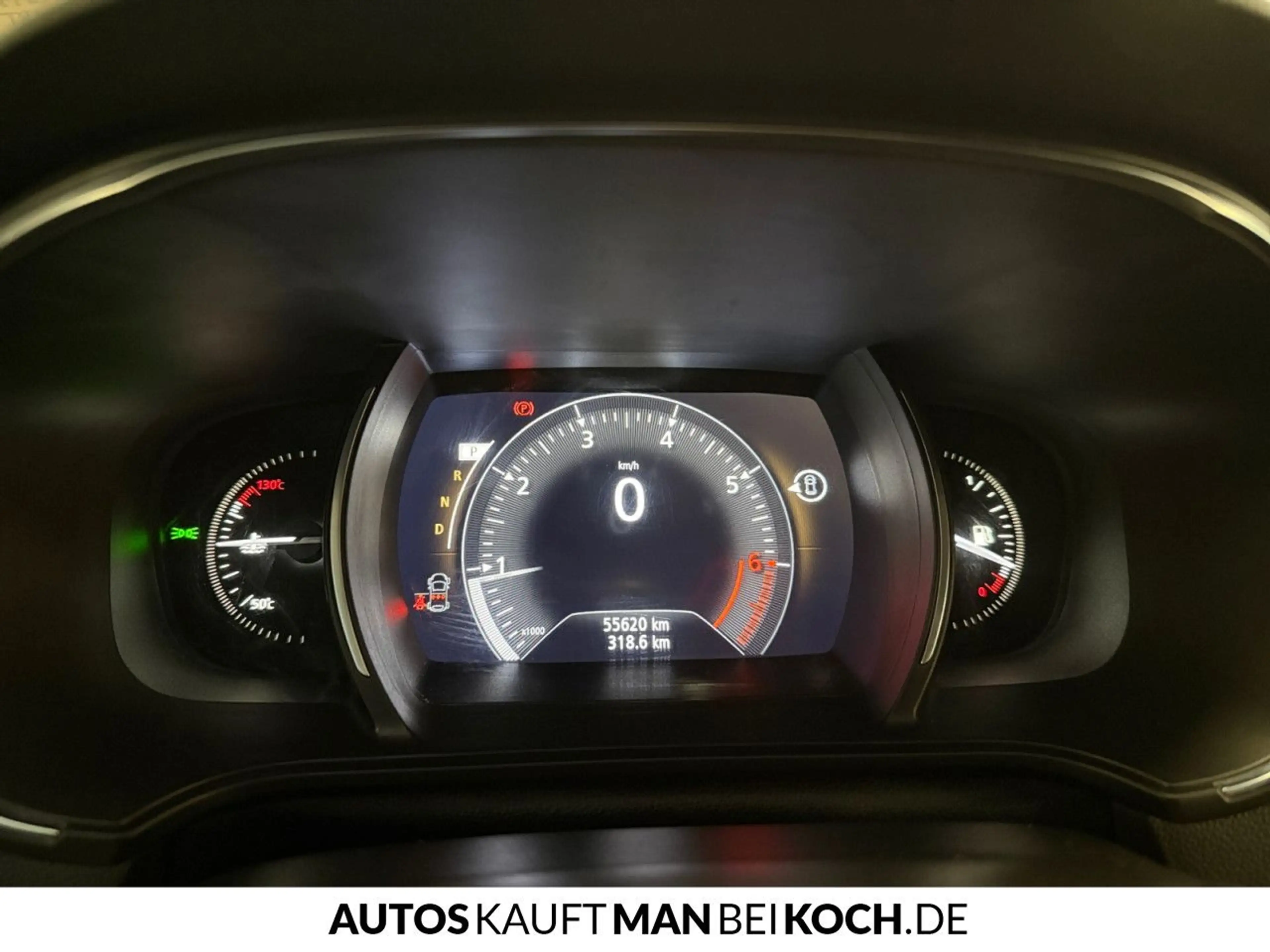 Renault Megane Grandtour TCe 140 GPF EDC BUSINESS EDITION — photo 12