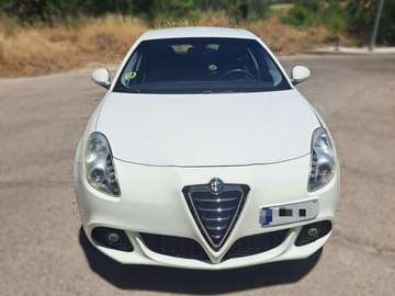 2.0JTDm Distinctive 140
