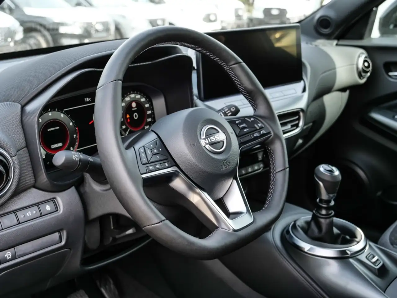 Nissan Juke N-Connecta 1.0 DIG-T 114PS 6MT Winterpaket BFS 5