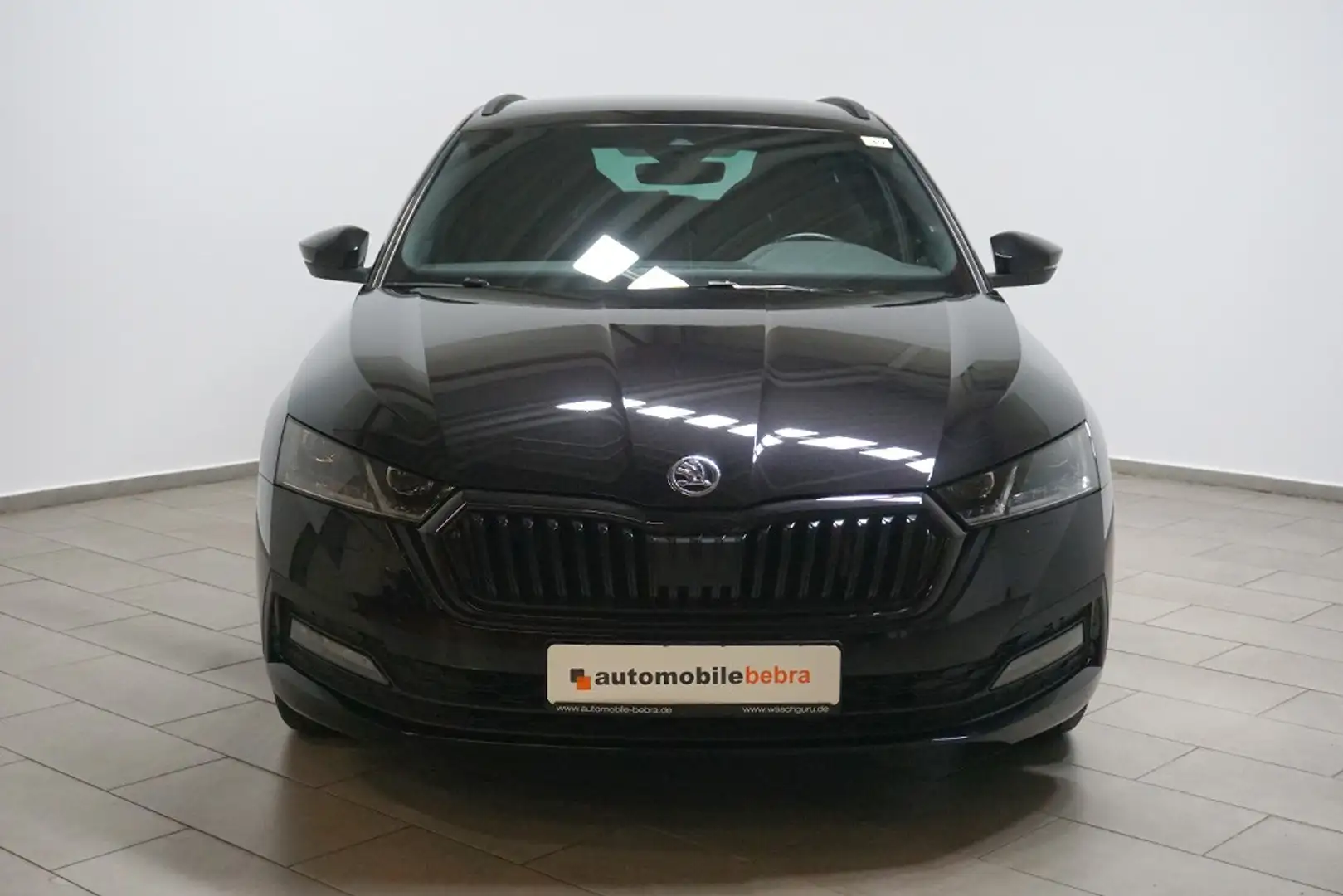 Skoda Octavia 2.0TDI DSG Sportpaket Standhz Virtual Schwarz - 2