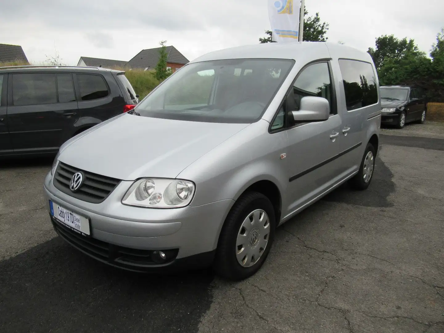 Volkswagen Caddy Life Familien Caddy Plateado - 1