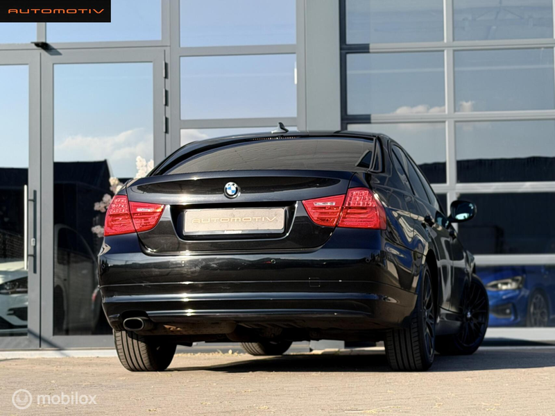 BMW 320 3-serie 320i LCI AUTOMAAT / SCHUIFDAK / NWE KETTIN — photo 2