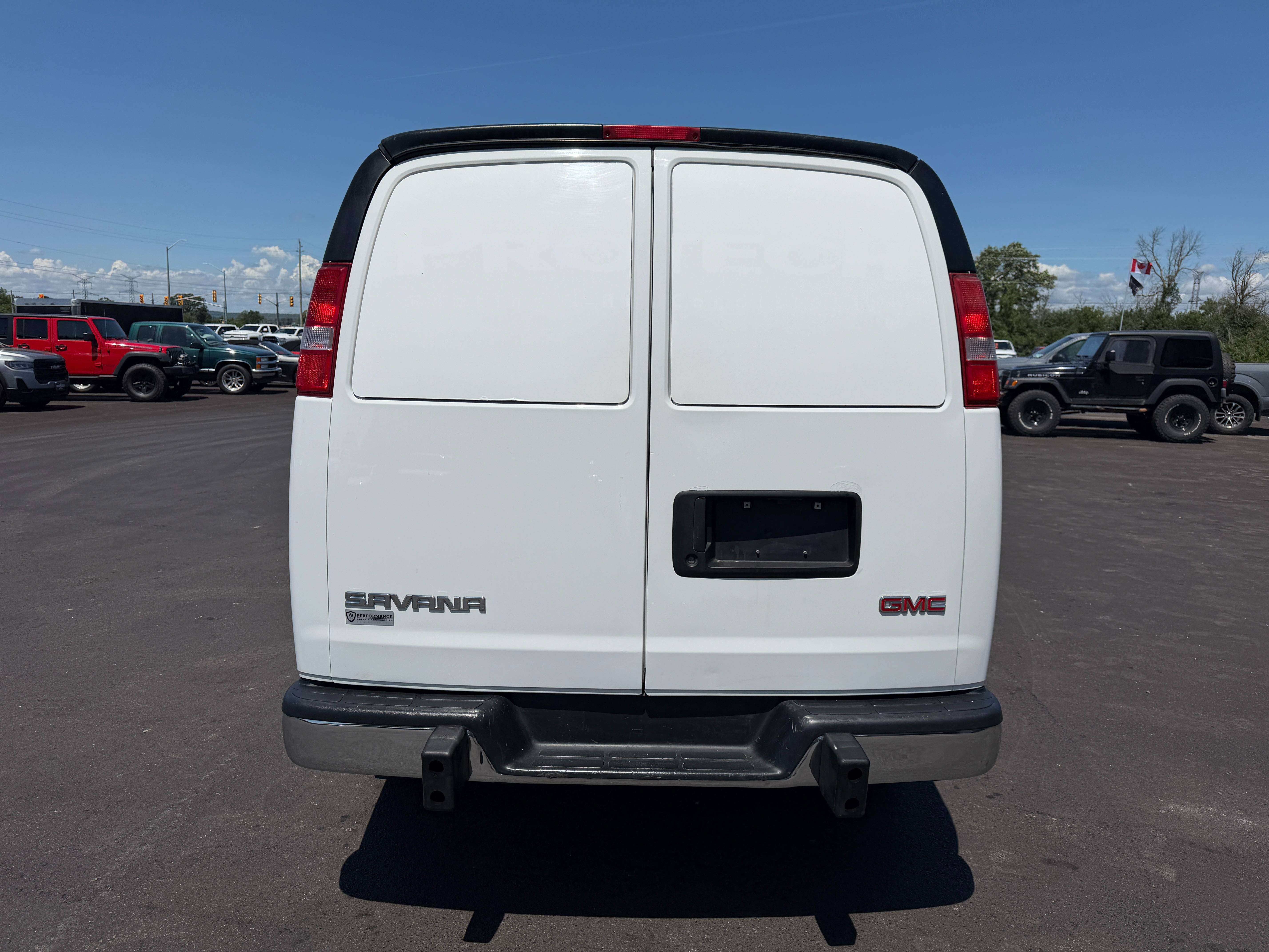 2017 GMC Savana 2500