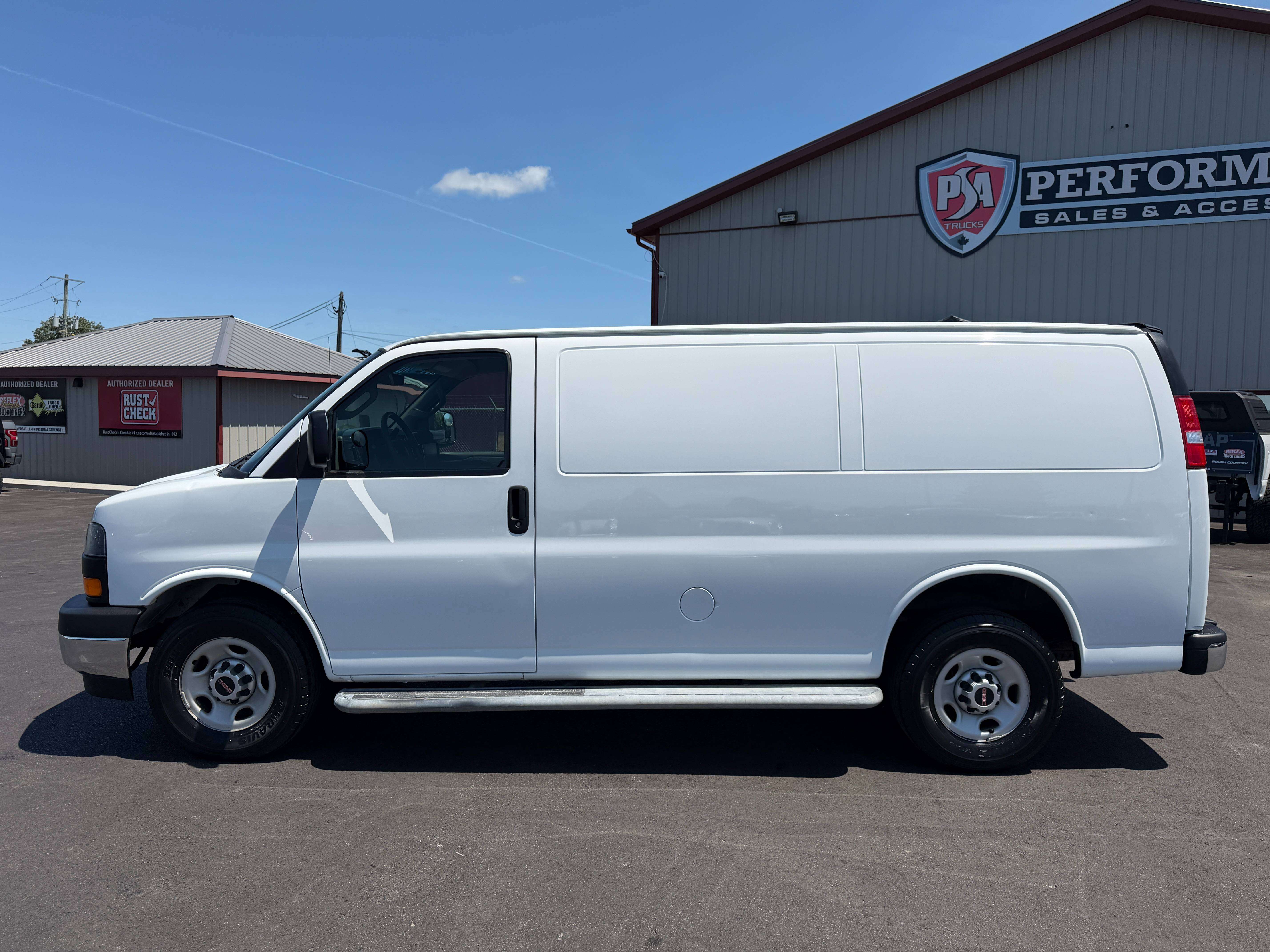 2017 GMC Savana 2500