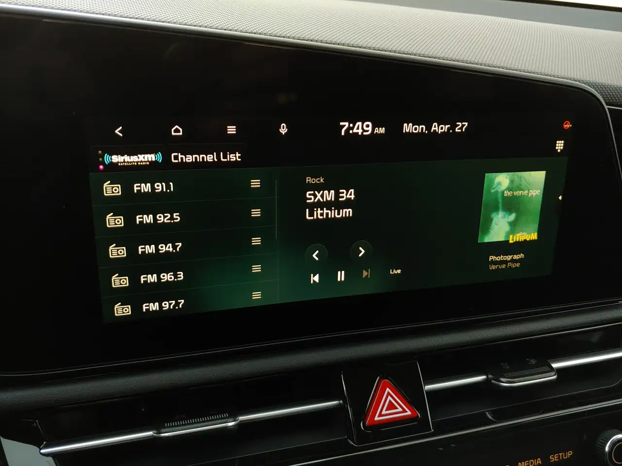 Kia Niro снимка Kia Niro