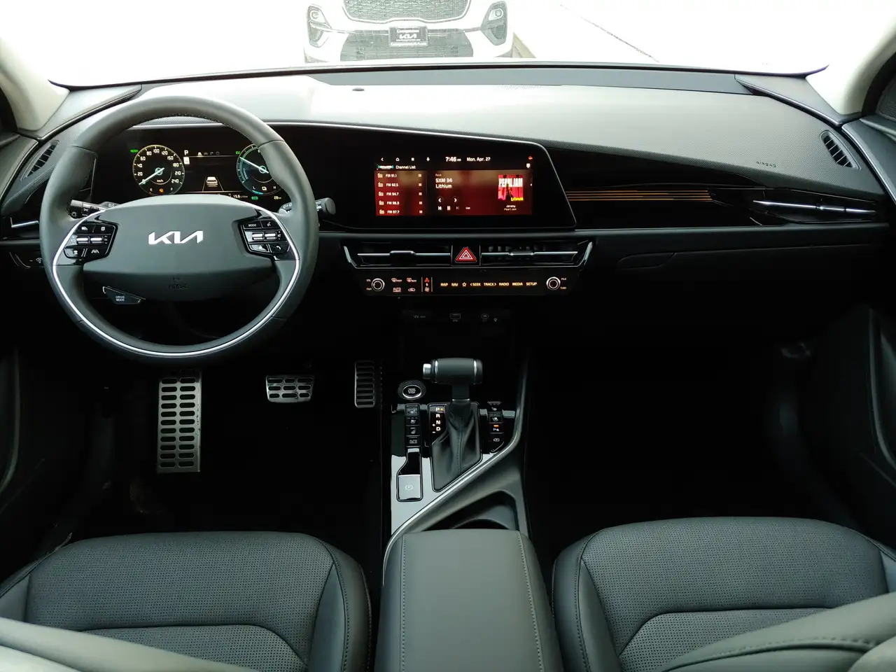 Kia Niro снимка Kia Niro