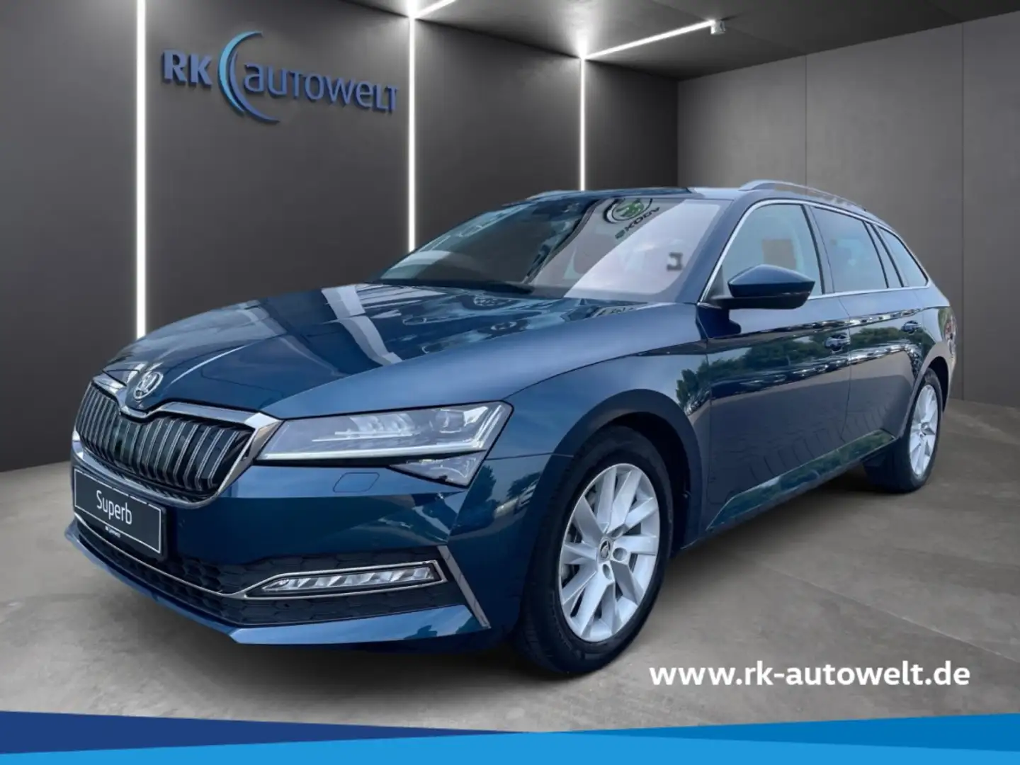 Skoda Superb Combi Style iV 1.4 TSI Hybrid EU6d Navi Panodach Kék - 1