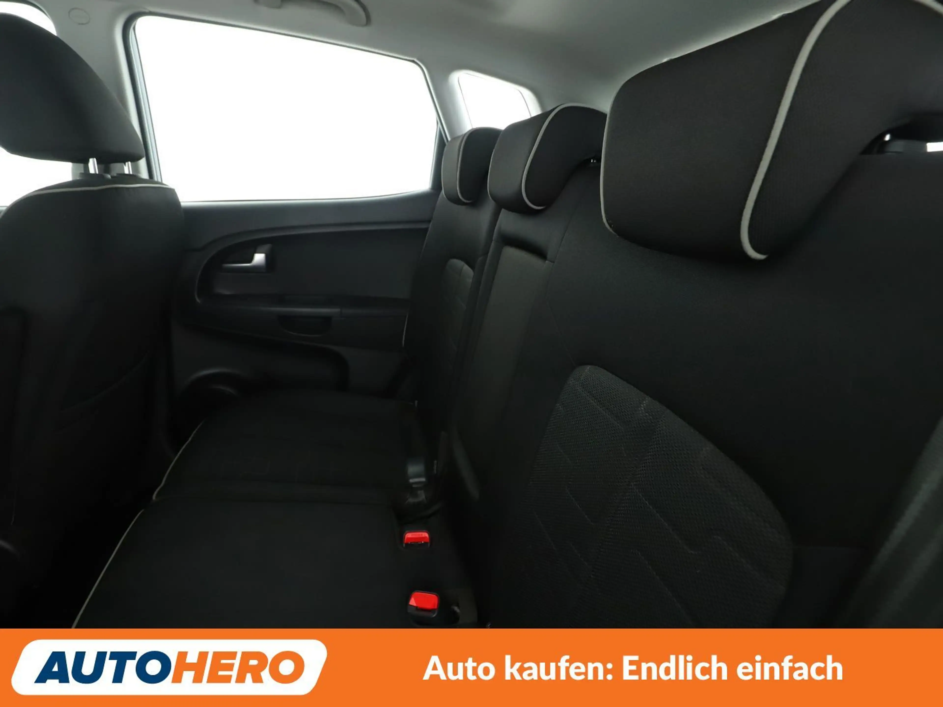 Kia Venga 1.6 Spirit*PDC*SHZ*ALU*PANO*KLIMA* — photo 14