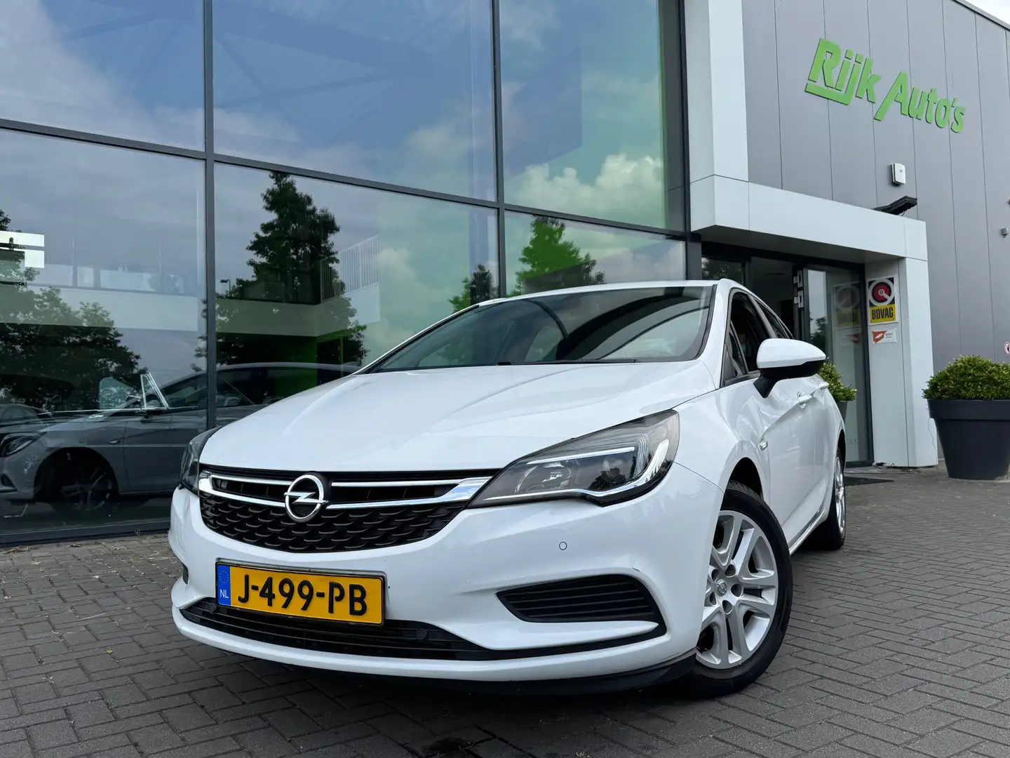 Opel Astra 1.0 105pk * Carplay * Parkeersenoren Wit - 1