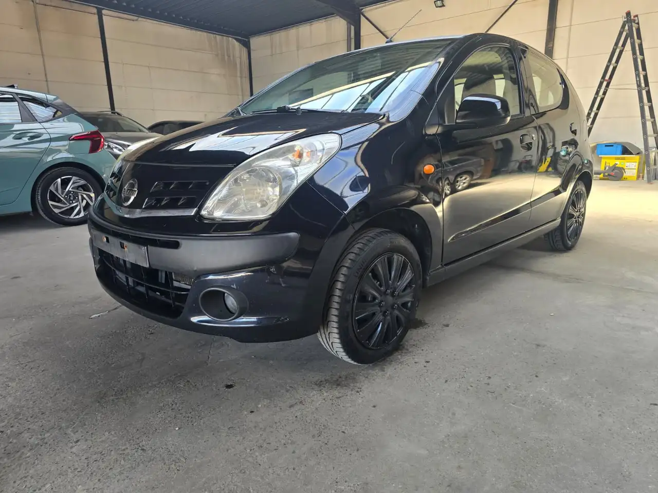 Nissan Pixo