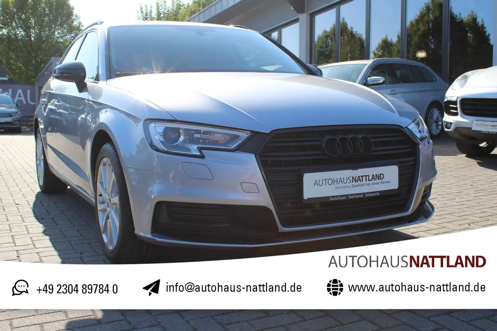 Audi A3 Sportback  1.6 TDI design PDC Navi Sitzh. Silber - 1