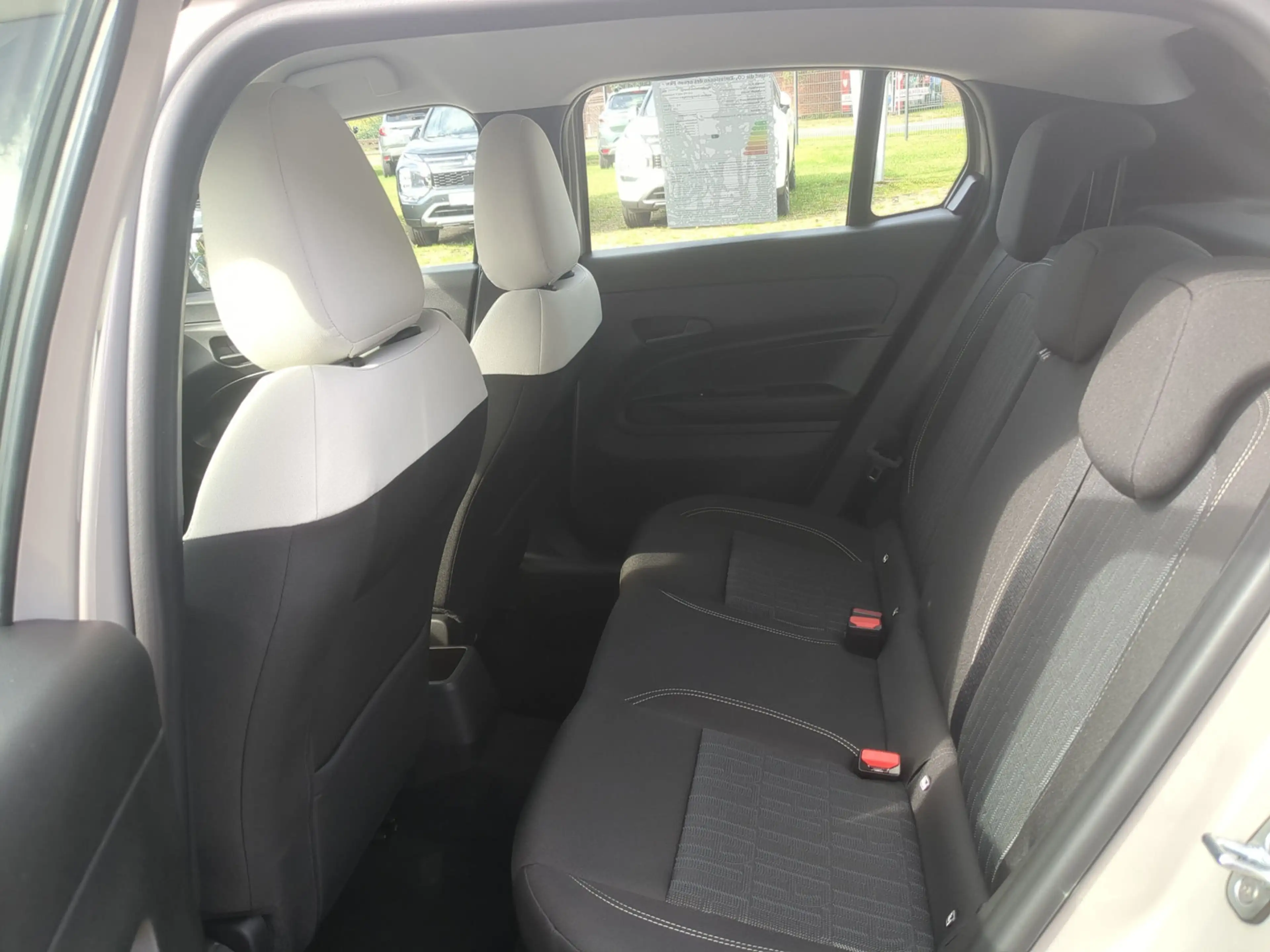 Fiat 600 Full-Hybrid 145 PS eDCT Automatik Pop SHZ — photo 10