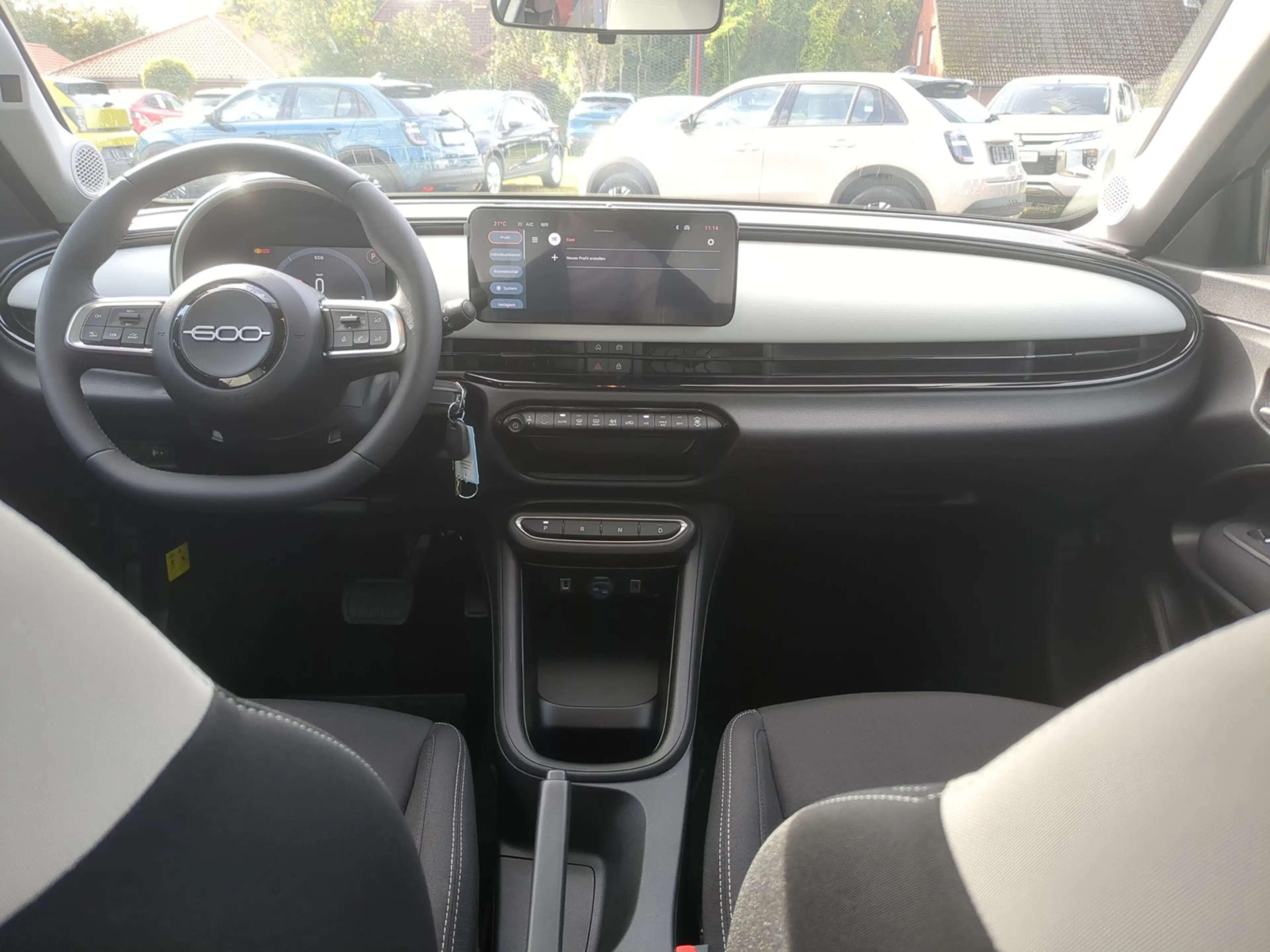 Fiat 600 Full-Hybrid 145 PS eDCT Automatik Pop SHZ — photo 6