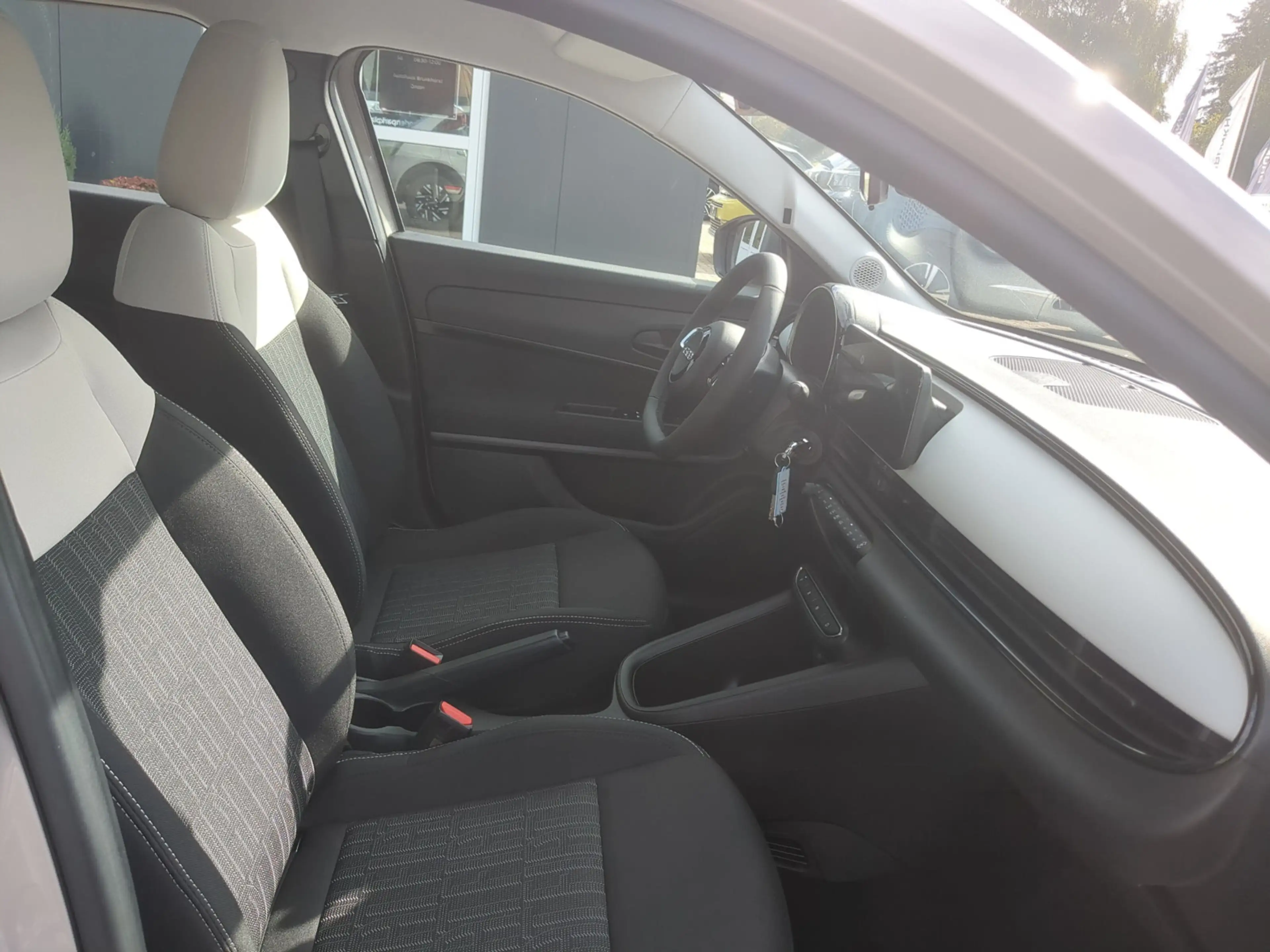 Fiat 600 Full-Hybrid 145 PS eDCT Automatik Pop SHZ — photo 9