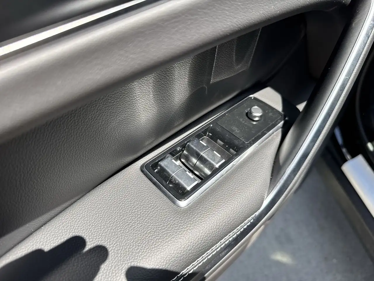 Jaguar F-Pace снимка Jaguar F-Pace