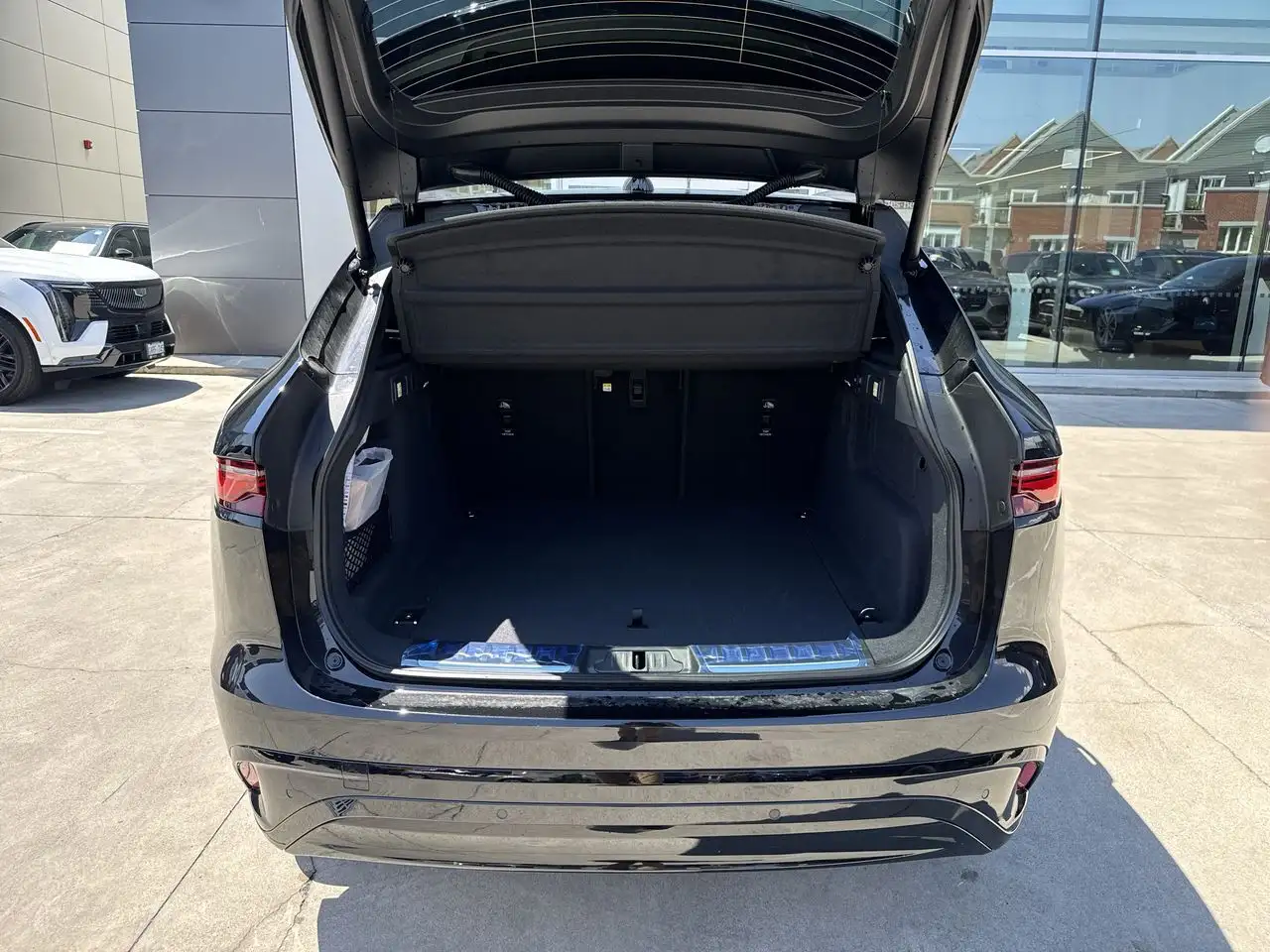 Jaguar F-Pace снимка Jaguar F-Pace