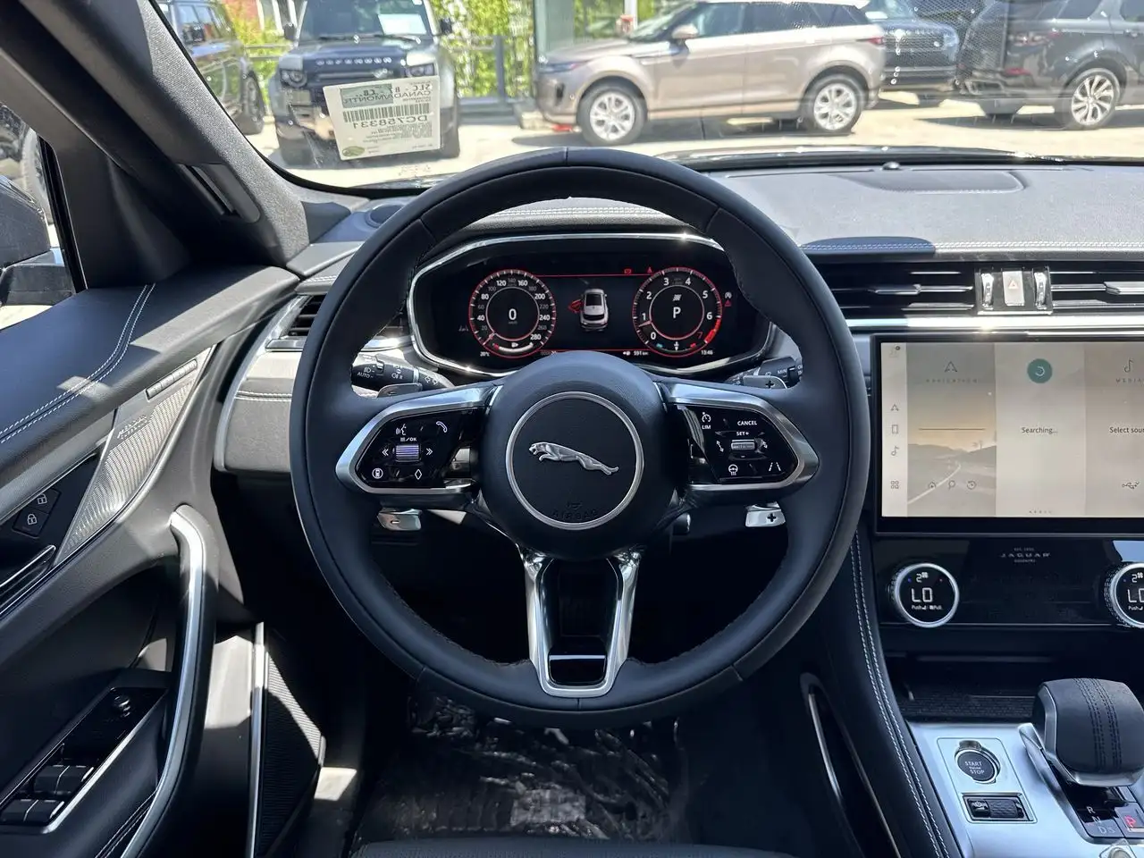 Jaguar F-Pace снимка Jaguar F-Pace