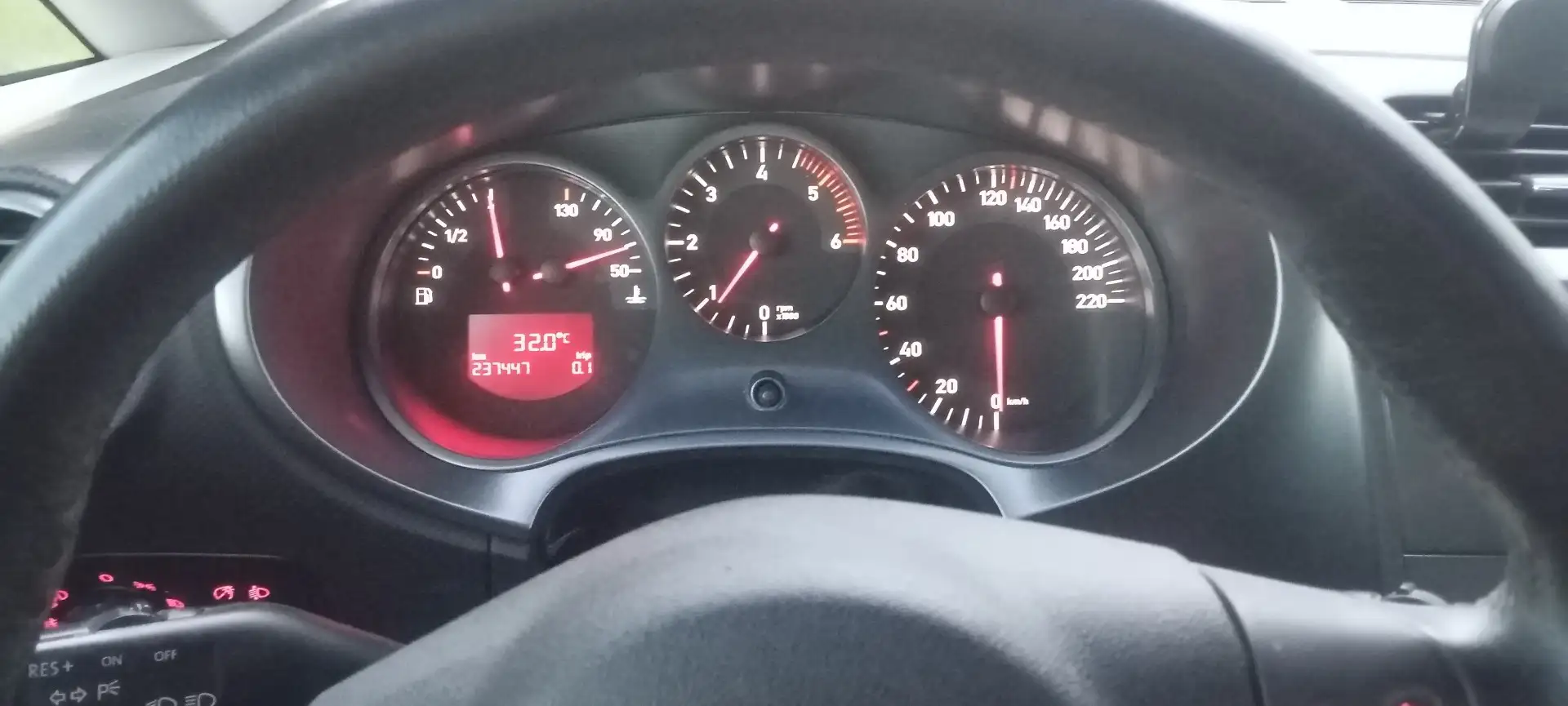 SEAT Leon 1.9 TDI DPF Sport Limited - 2