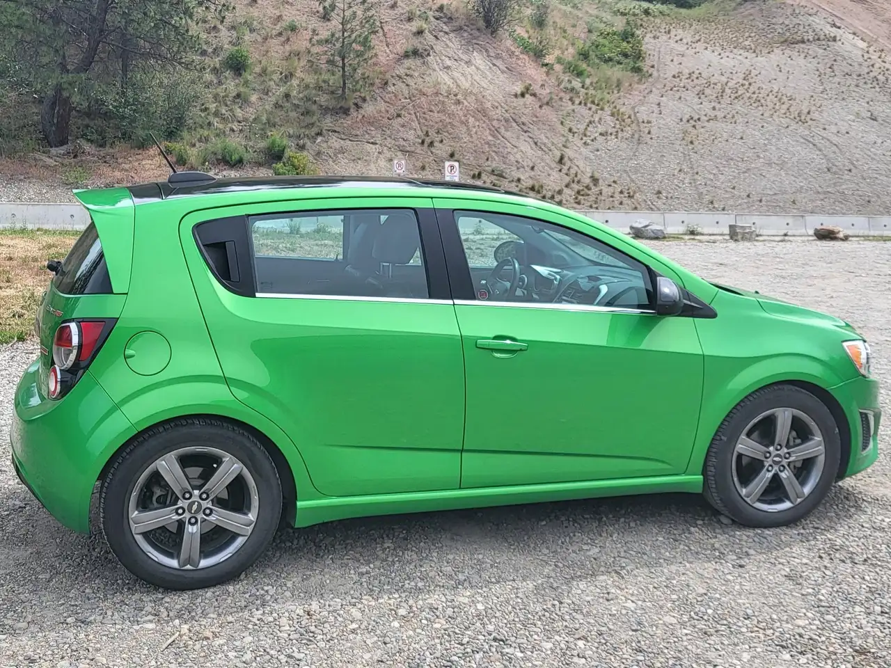 Chevrolet Sonic снимка Chevrolet Sonic
