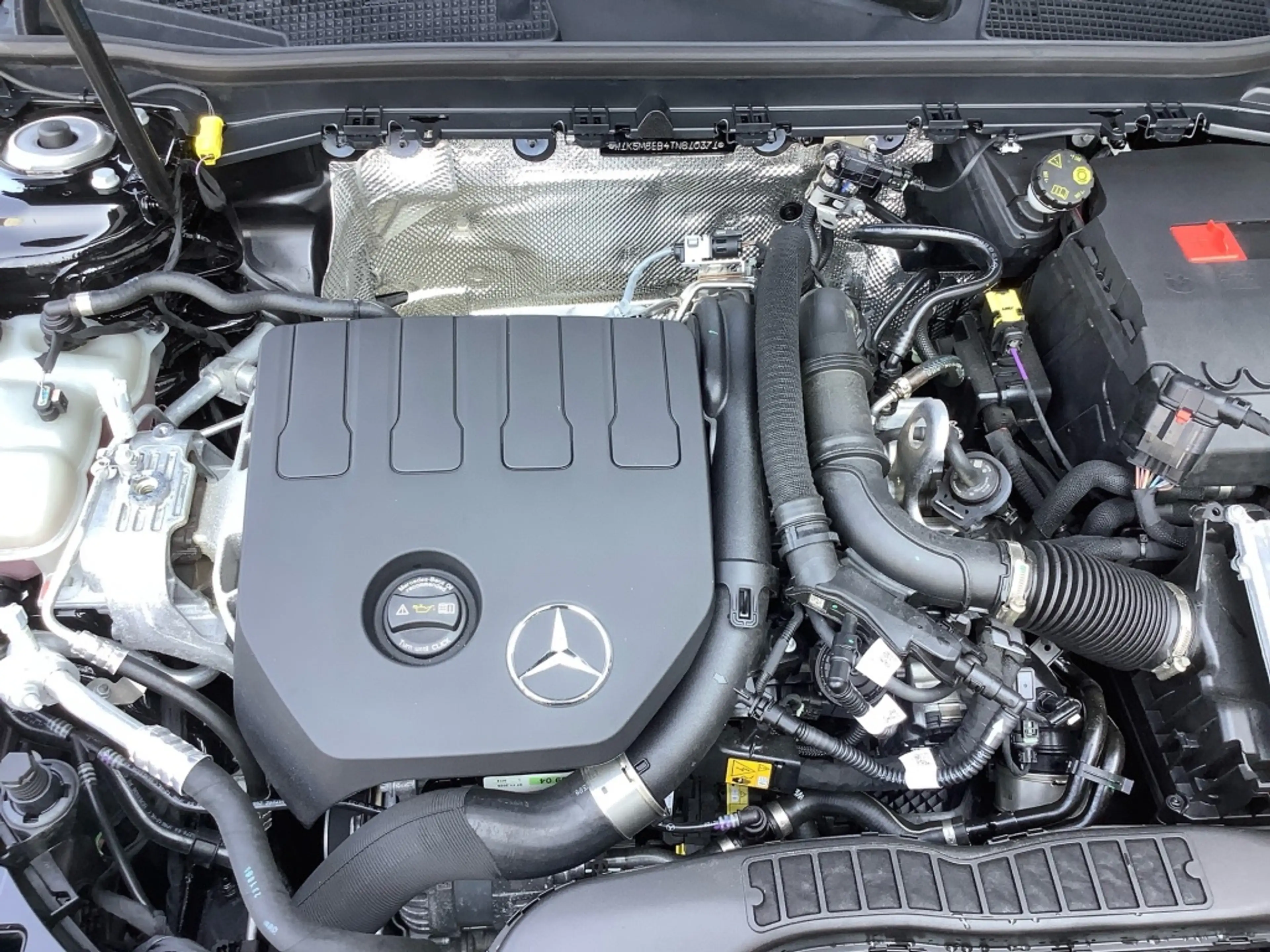 Mercedes-Benz CLA 180 SB AMG +KAMERA+MBUX+LED+AMBIENTE — photo 14