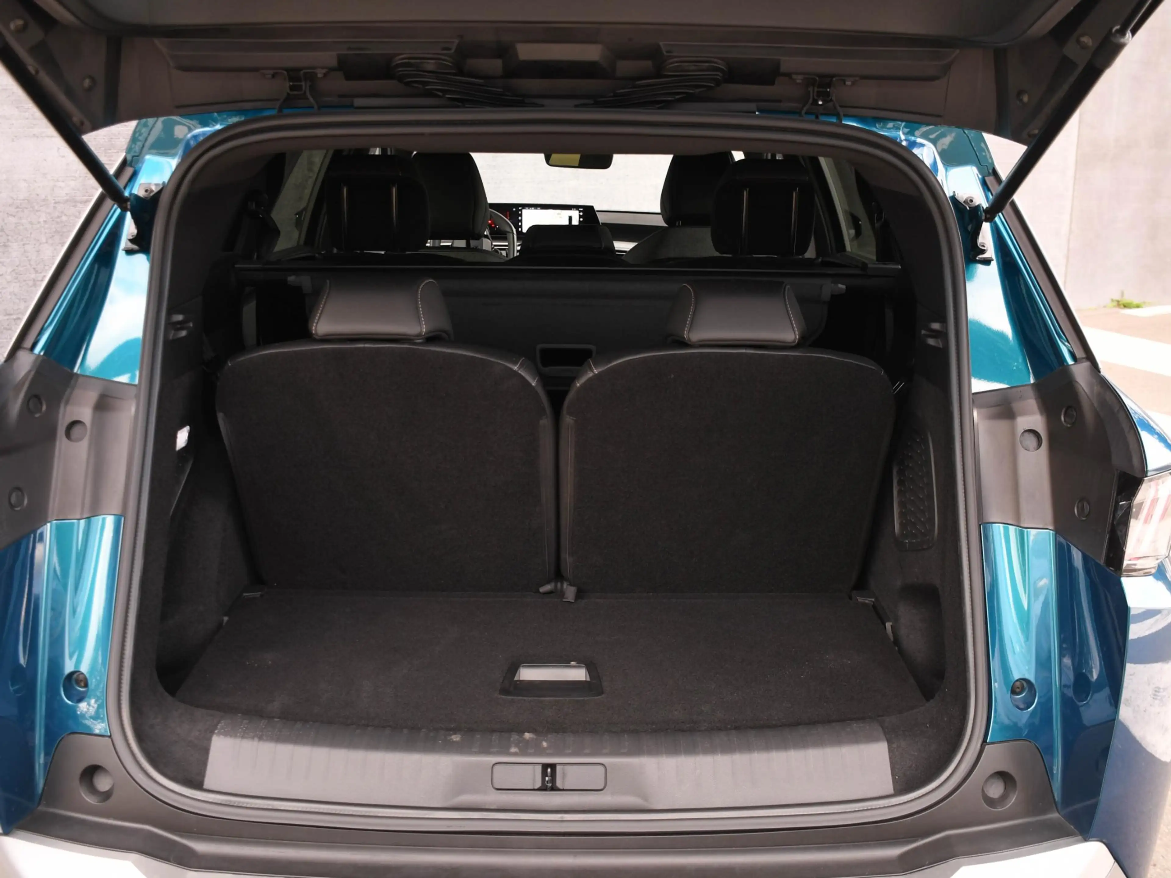 Peugeot 5008 Allure 1.6 Plug-in Hybrid 195pk Automaat 7-Persoon — photo 13