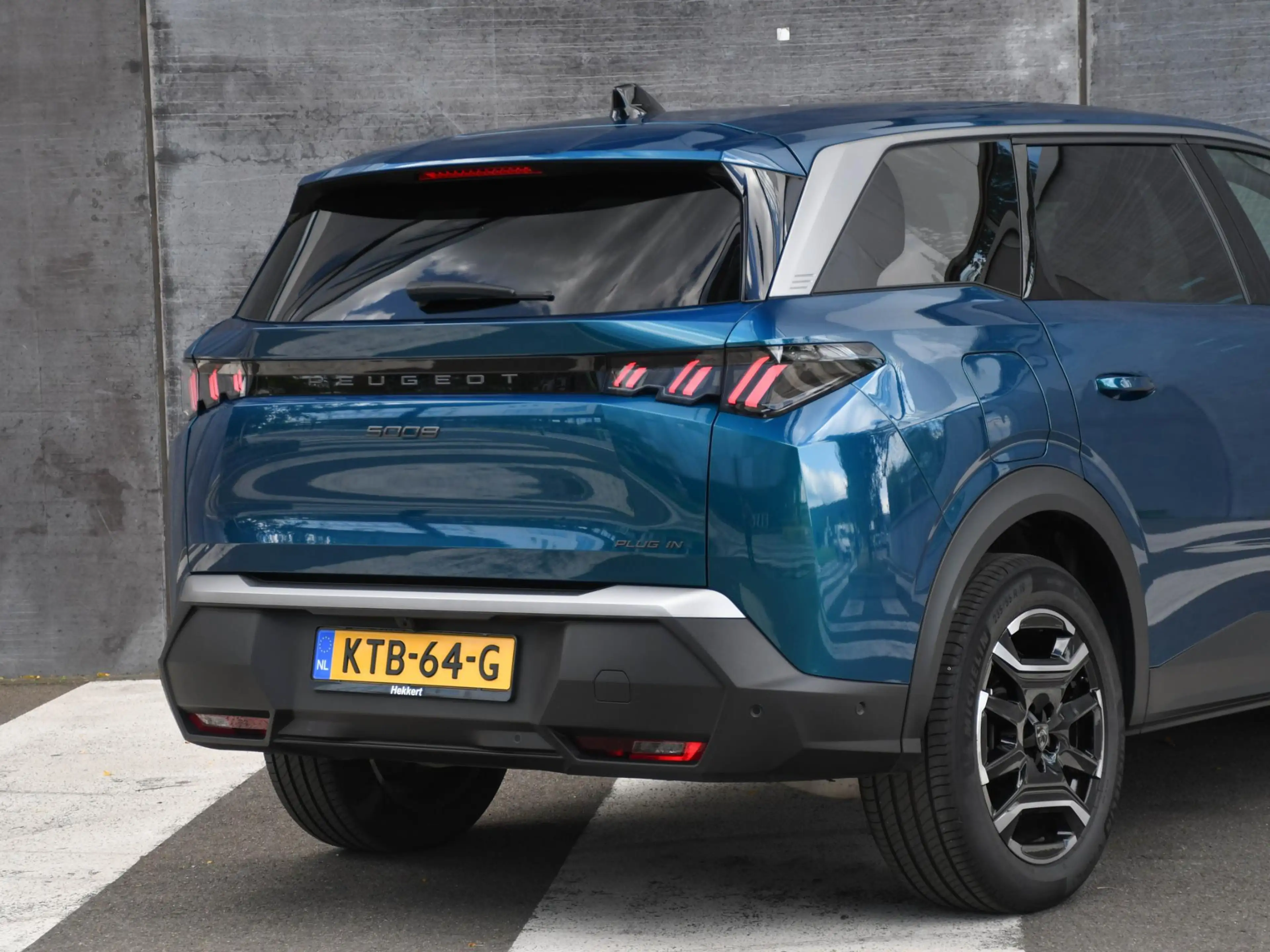 Peugeot 5008 Allure 1.6 Plug-in Hybrid 195pk Automaat 7-Persoon — photo 6