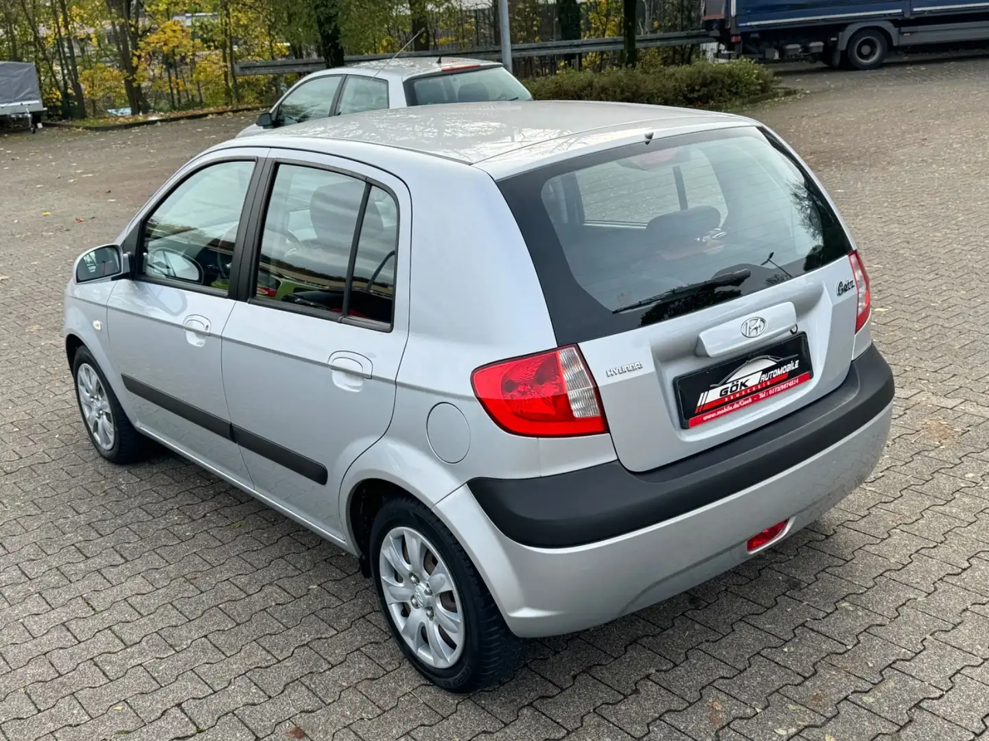 Hyundai Getz GETZ 1.1 GL 5-TÜRIG, KLIMA, 4xEFH, ZV+FB, 2.HAND Silber - 1