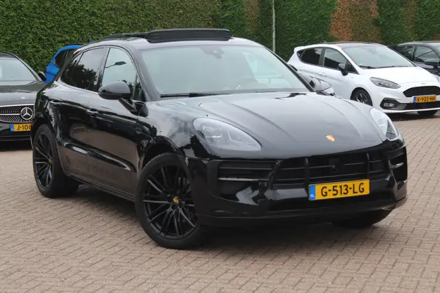 Porsche Macan 2.0 / Panoramadak / Camera / Luchtvering / 21'' /