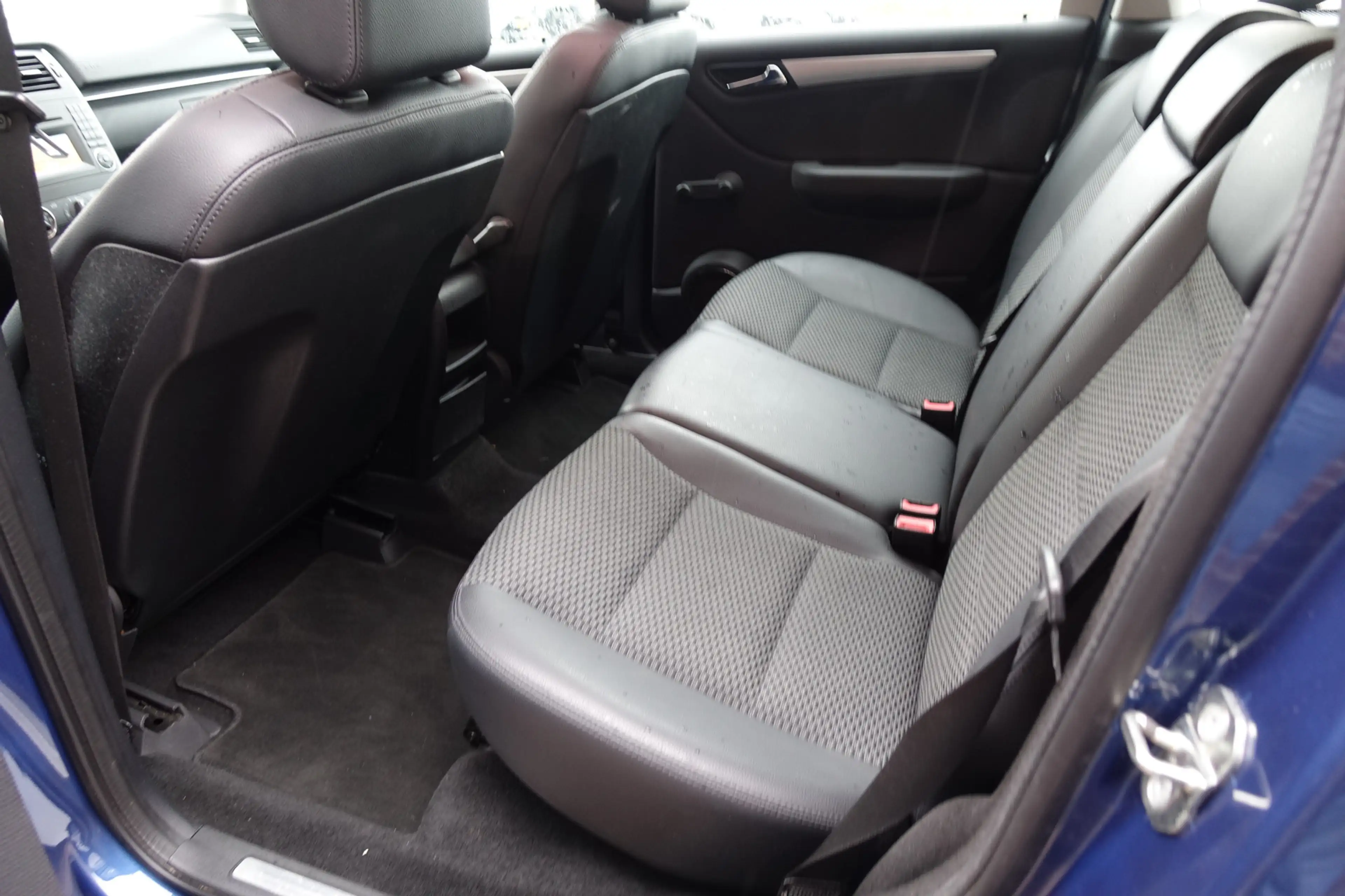 Mercedes-Benz B 180 BlueEFFICIENCY, keurige auto met ijskoude airco en — photo 15