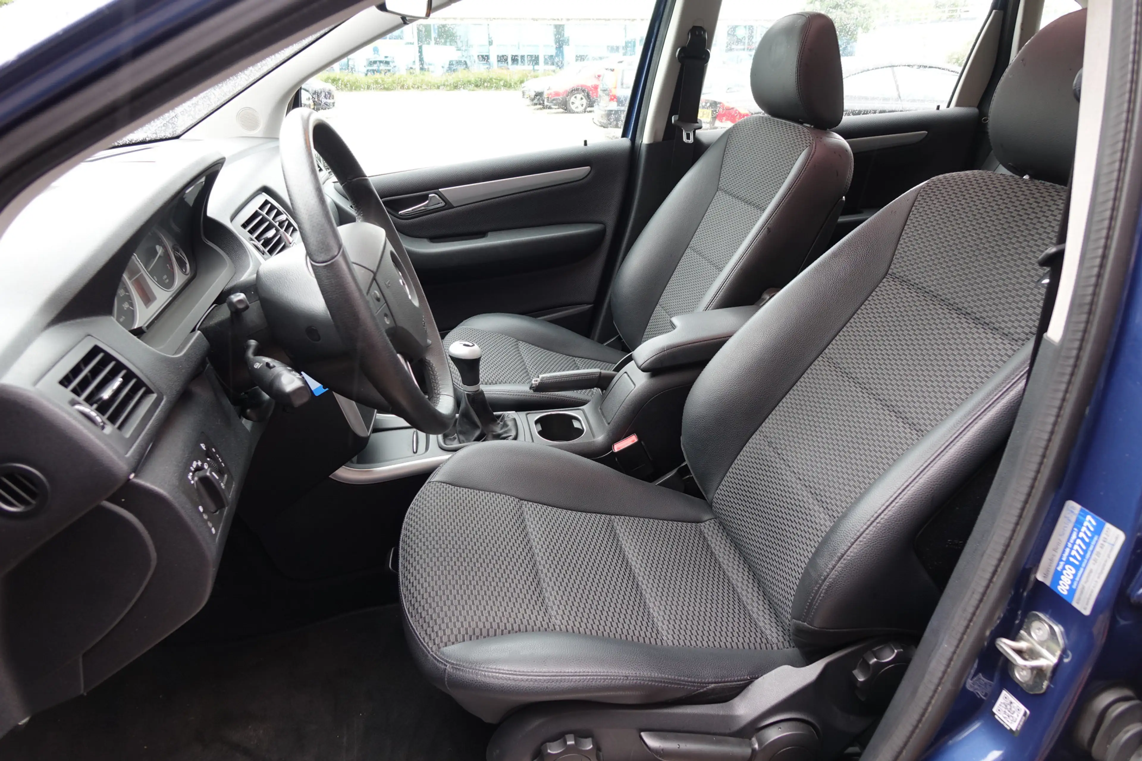 Mercedes-Benz B 180 BlueEFFICIENCY, keurige auto met ijskoude airco en — photo 13