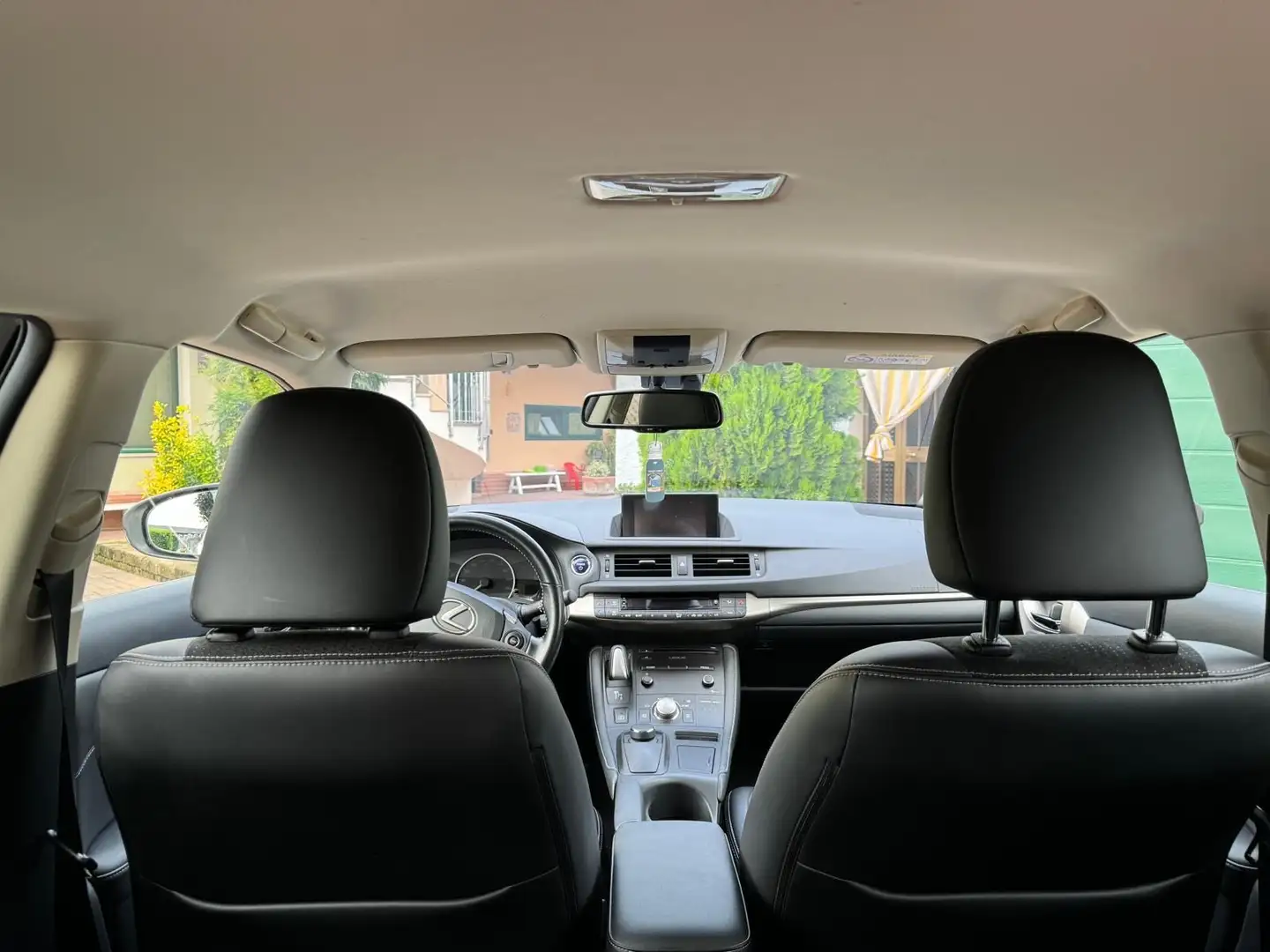 Lexus CT 200h 1.8 hybrid Black Street cvt - 2