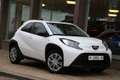 Toyota Aygo X 1.0 VVT-i S-CVT Automaat Navi Carplay Camera ACC Weiß - thumbnail 1