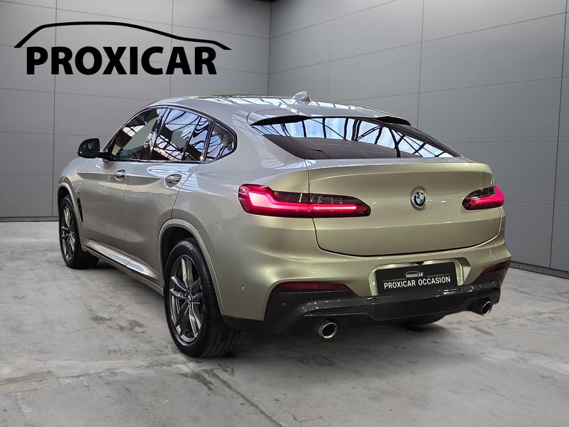BMW X4 2.0 i — photo 4