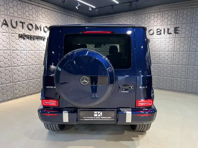 Mercedes-Benz G-Class view 11
