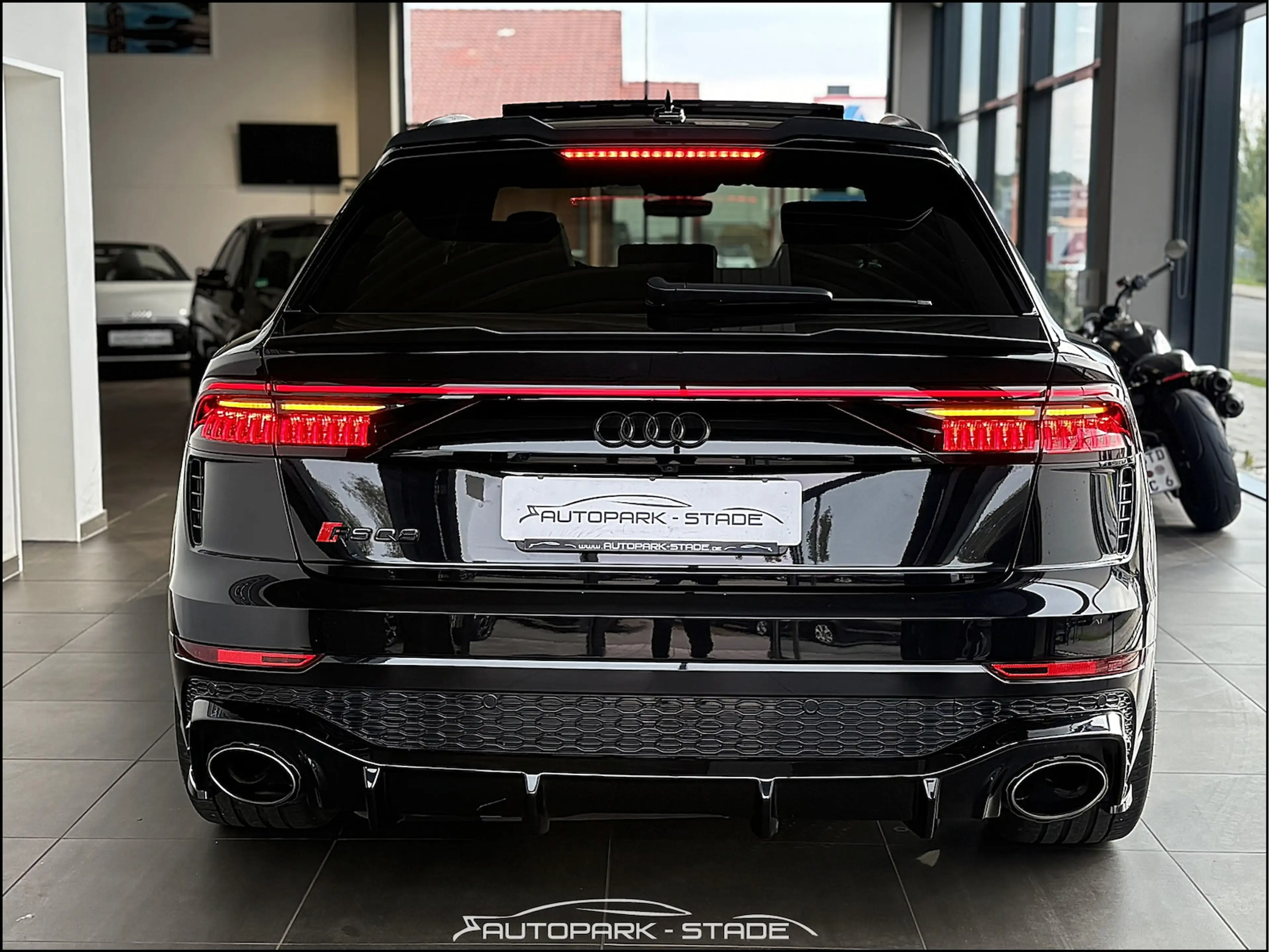 Audi RS Q8 4.0 TFSI qu Einzelstück Akrapovic VOLL — photo 5