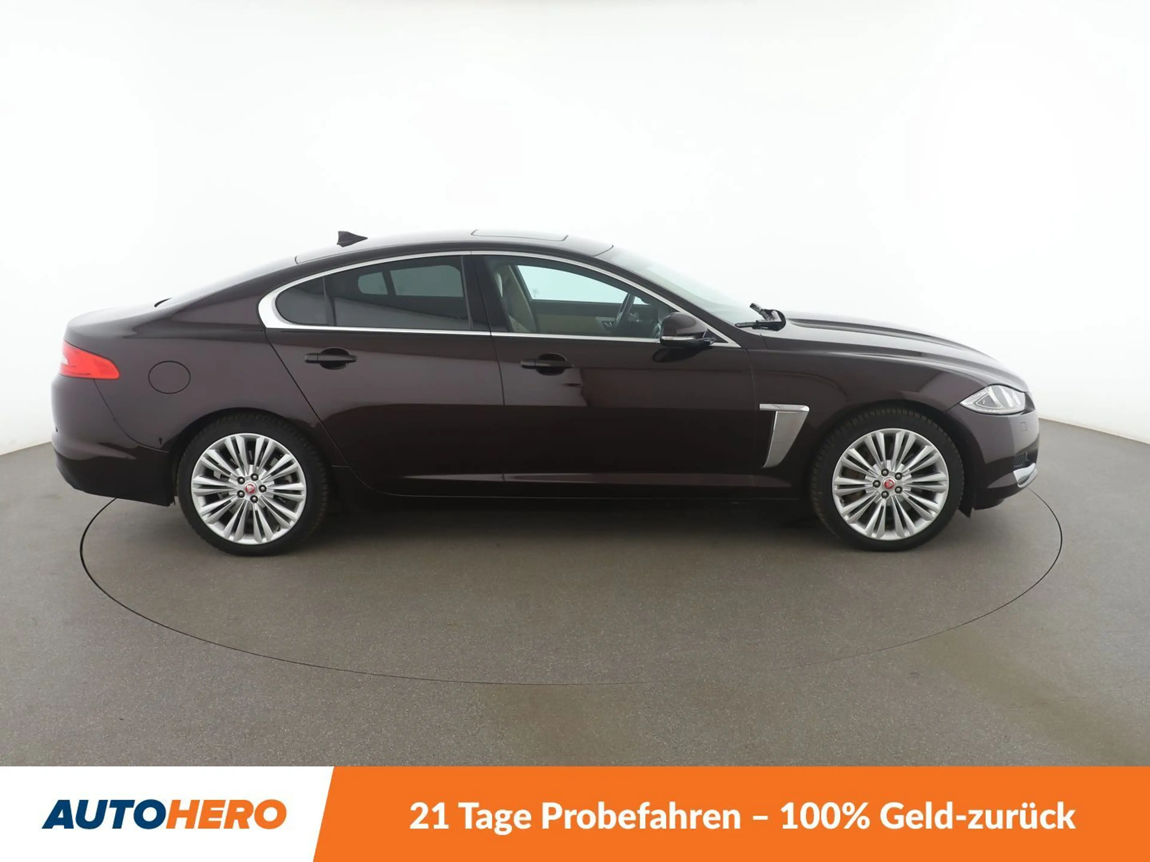 Jaguar XF 3.0 V6 Kompressor AWD Aut.*NAVI*TEMPO*PDC* — photo 7
