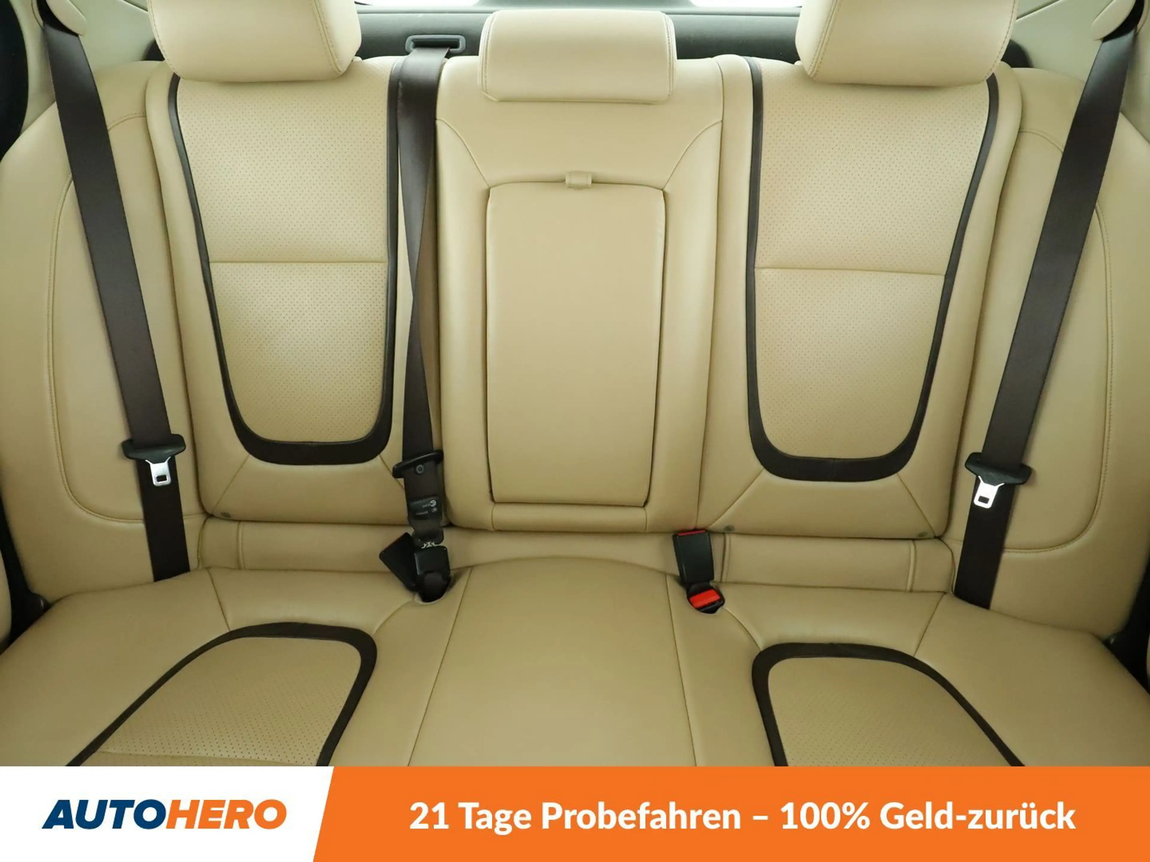 Jaguar XF 3.0 V6 Kompressor AWD Aut.*NAVI*TEMPO*PDC* — photo 14