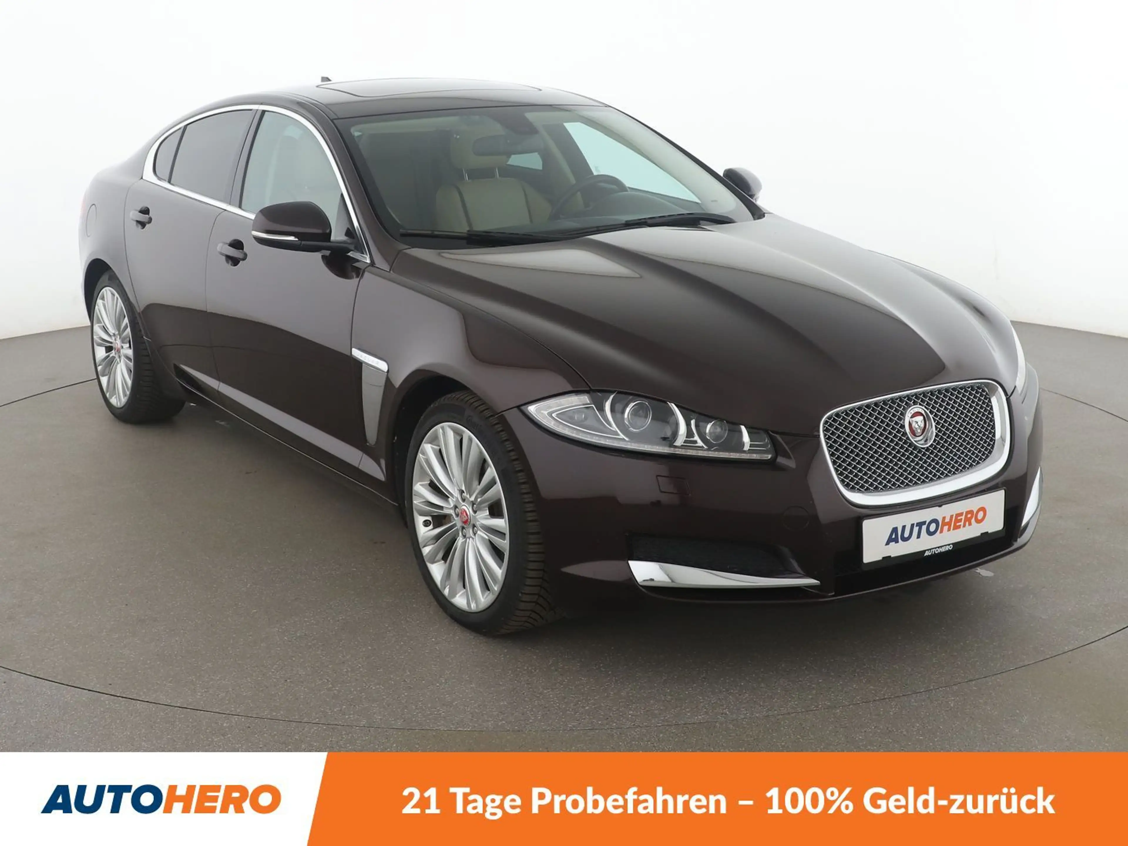 Jaguar XF 3.0 V6 Kompressor AWD Aut.*NAVI*TEMPO*PDC* — photo 8