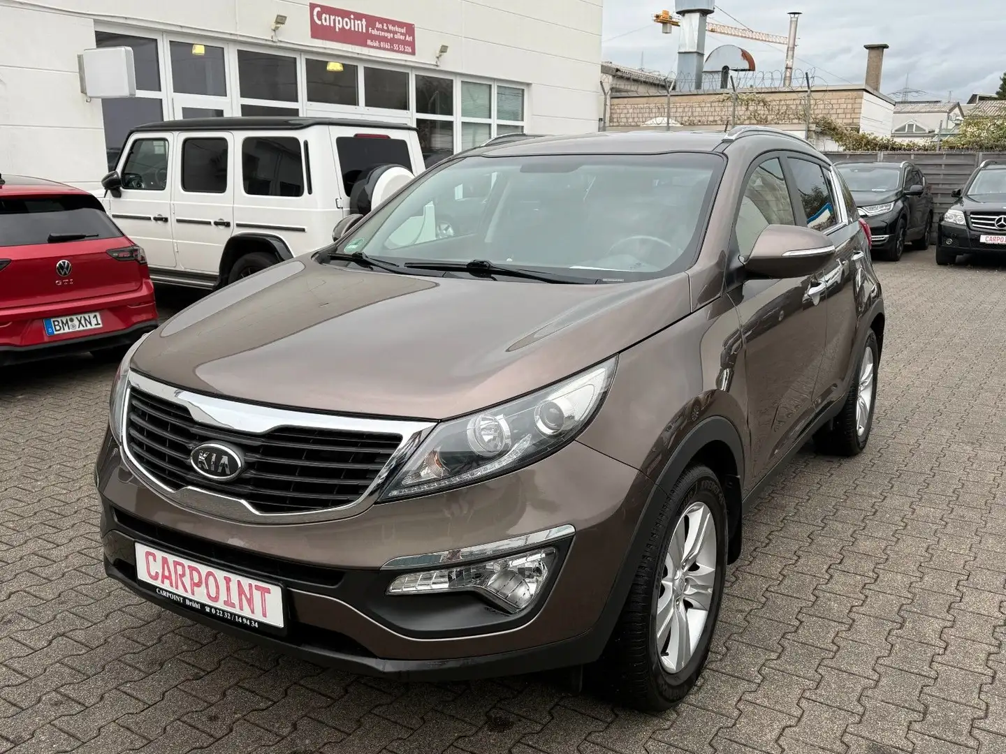 Kia Sportage Vision 2WD KLIMA/KAMERA/PDC/AHK/SHZ Braun - 1