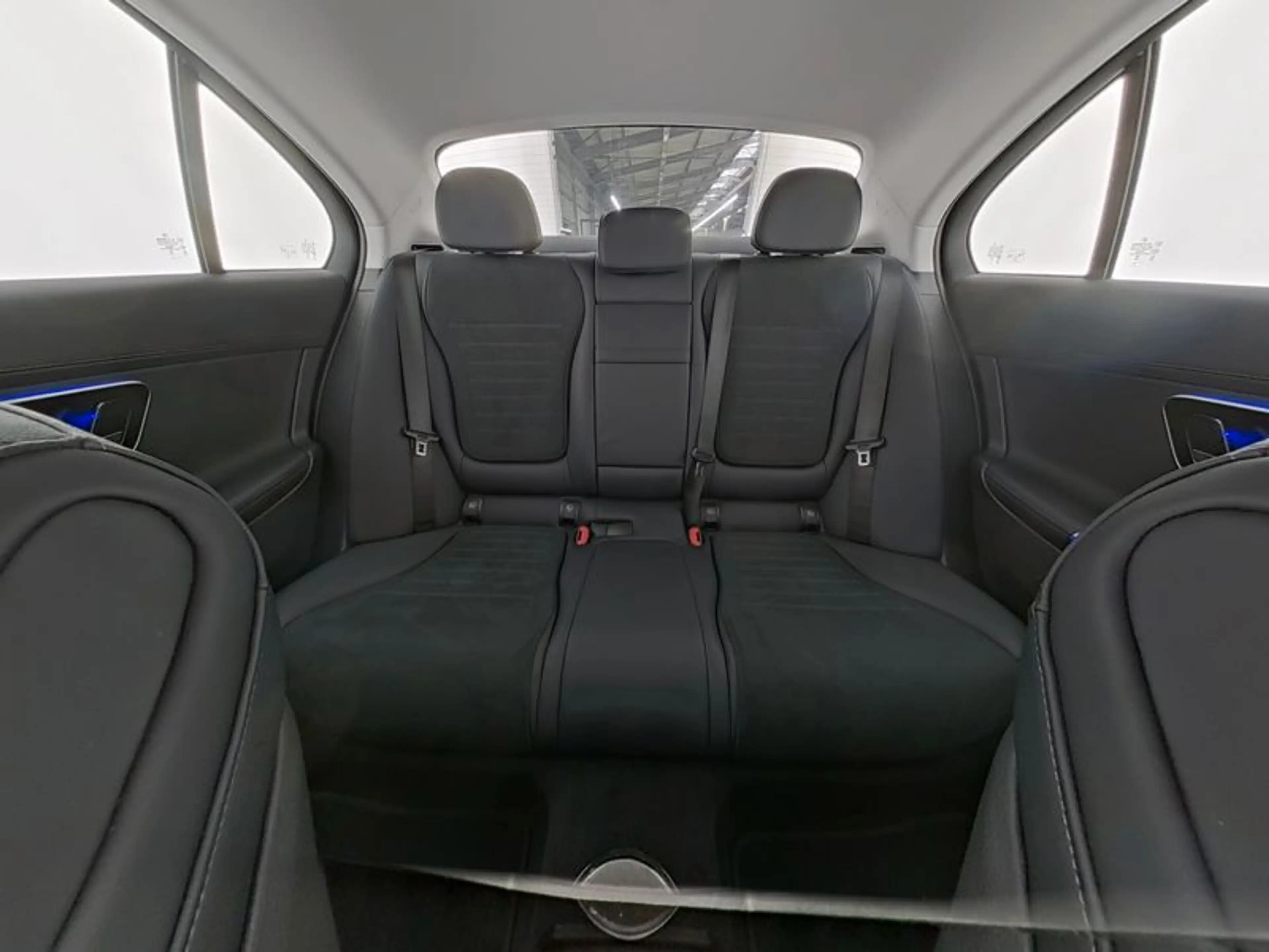 Mercedes-Benz C 200 AMG Advanced Plus Winter Kamera MBUX Memor — photo 9