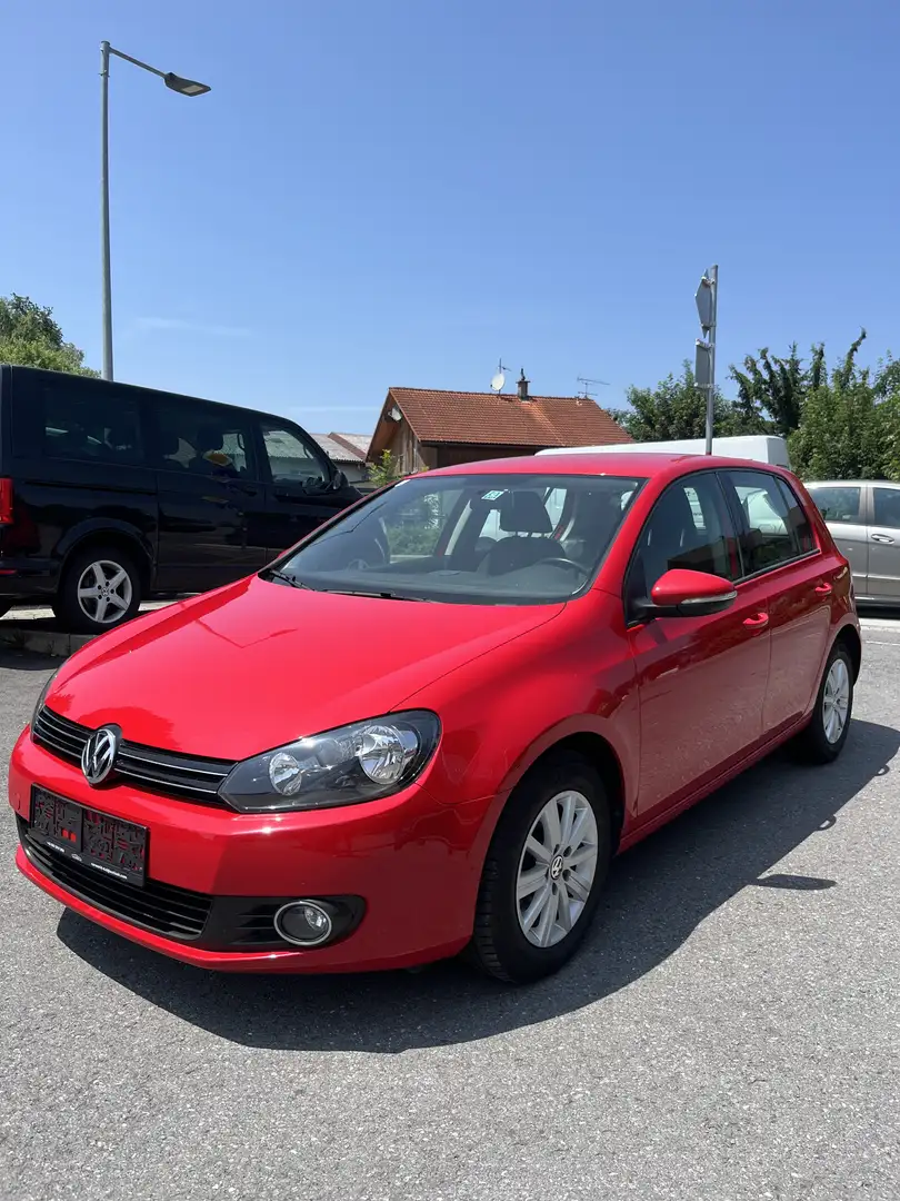 Volkswagen Golf Comfortline Rouge - 1