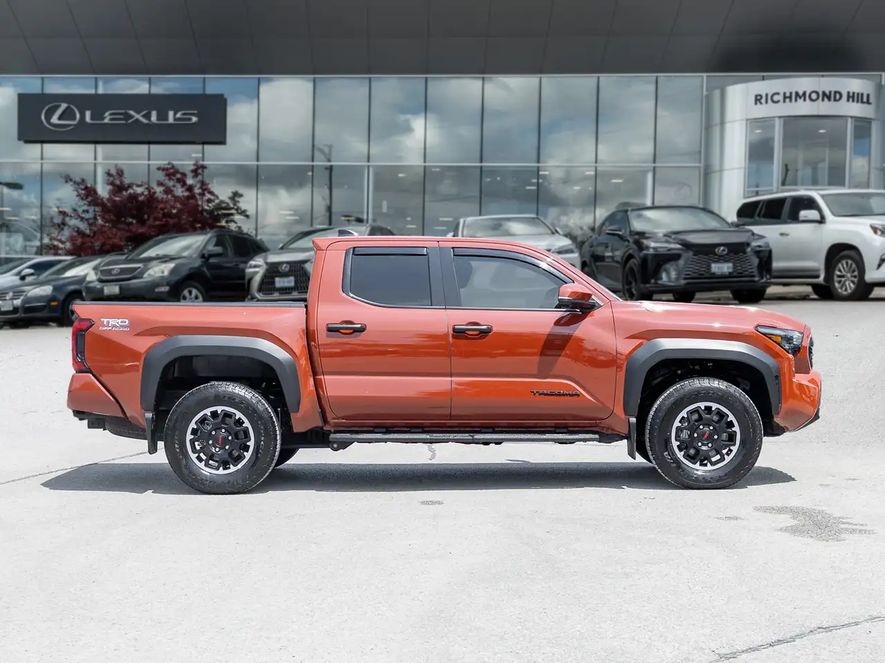 Toyota Tacoma снимка Toyota Tacoma