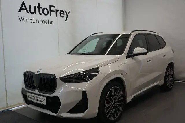 BMW X1 xDrive30e Ansicht 1