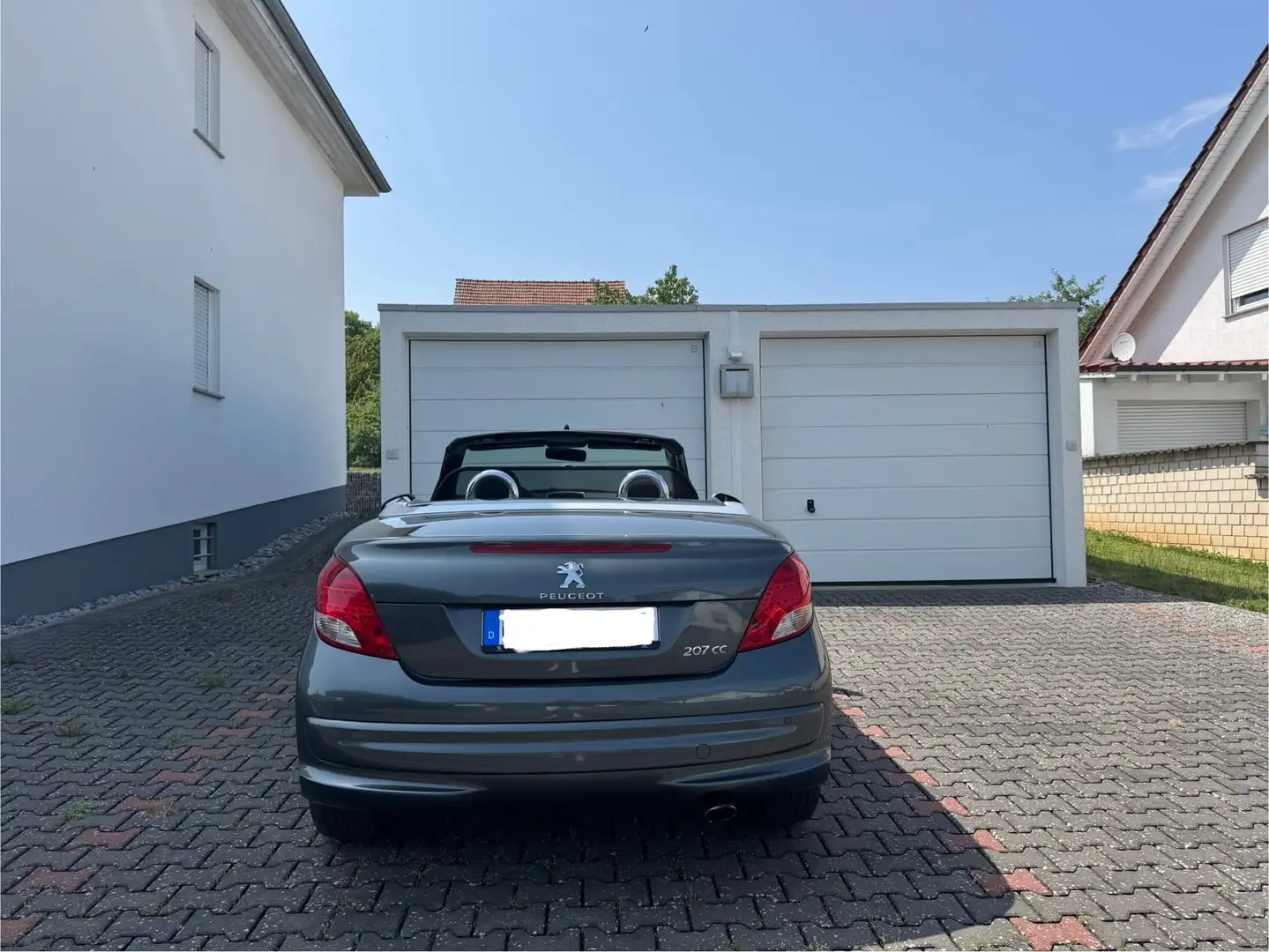 Peugeot 207 CC Cabrio Top Gepflegt Schwarz - 2