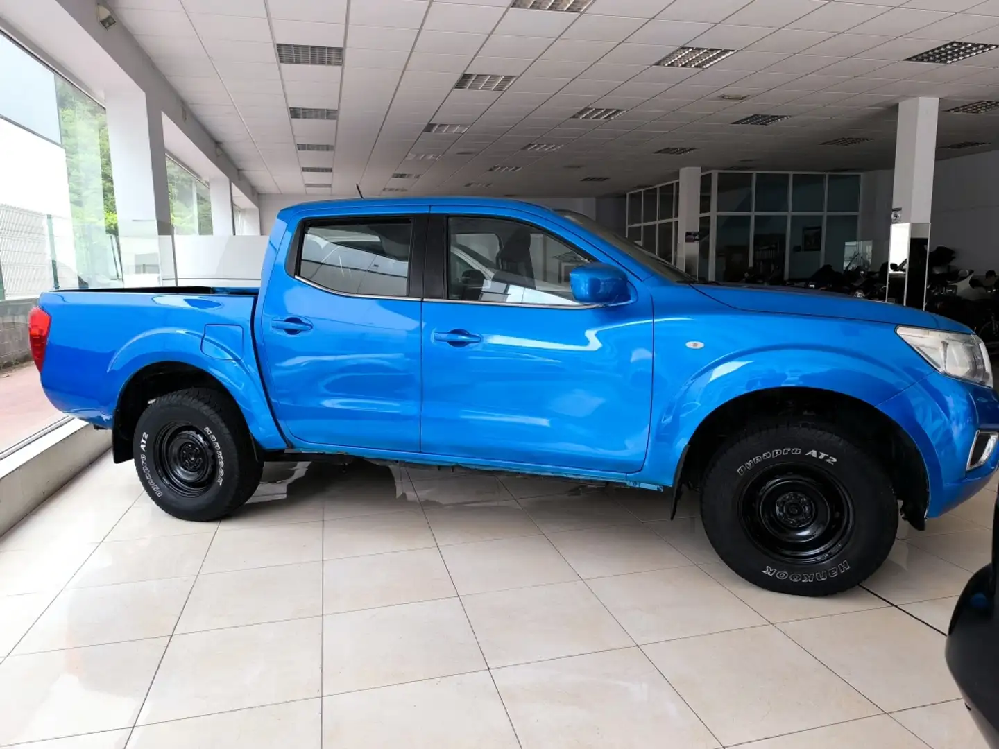 Nissan Navara 2.3dCi DCb. N-Connecta Azul - 1