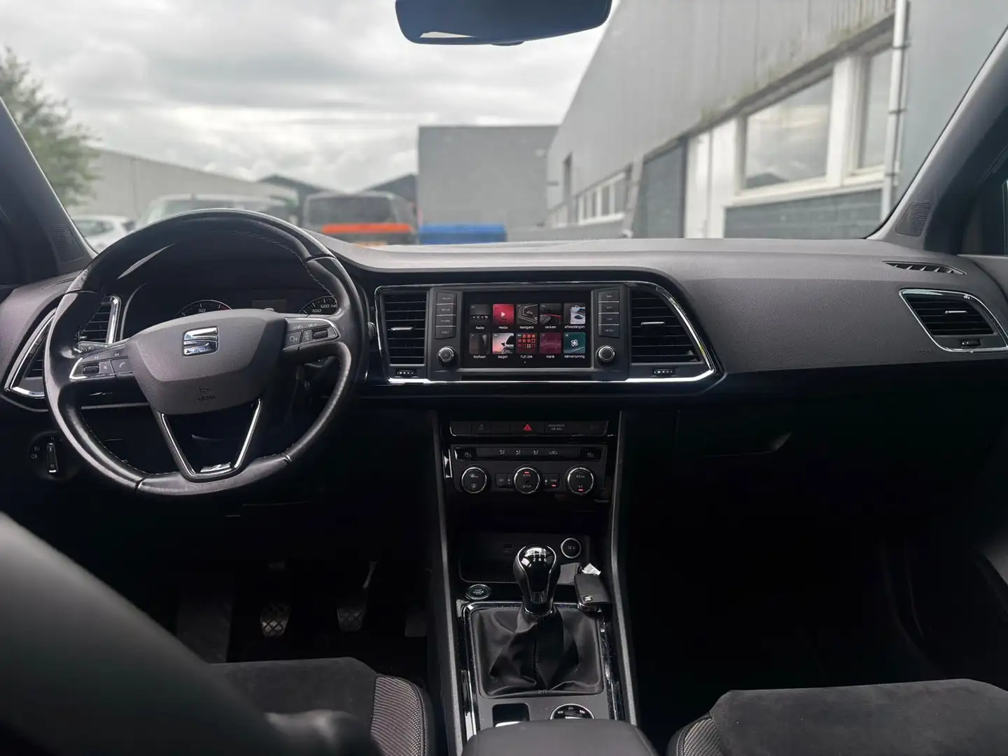 SEAT Ateca BWJ 2017 1.4 150 PK EcoTSI Xcellence TREKHAAK | CL Blauw - 2