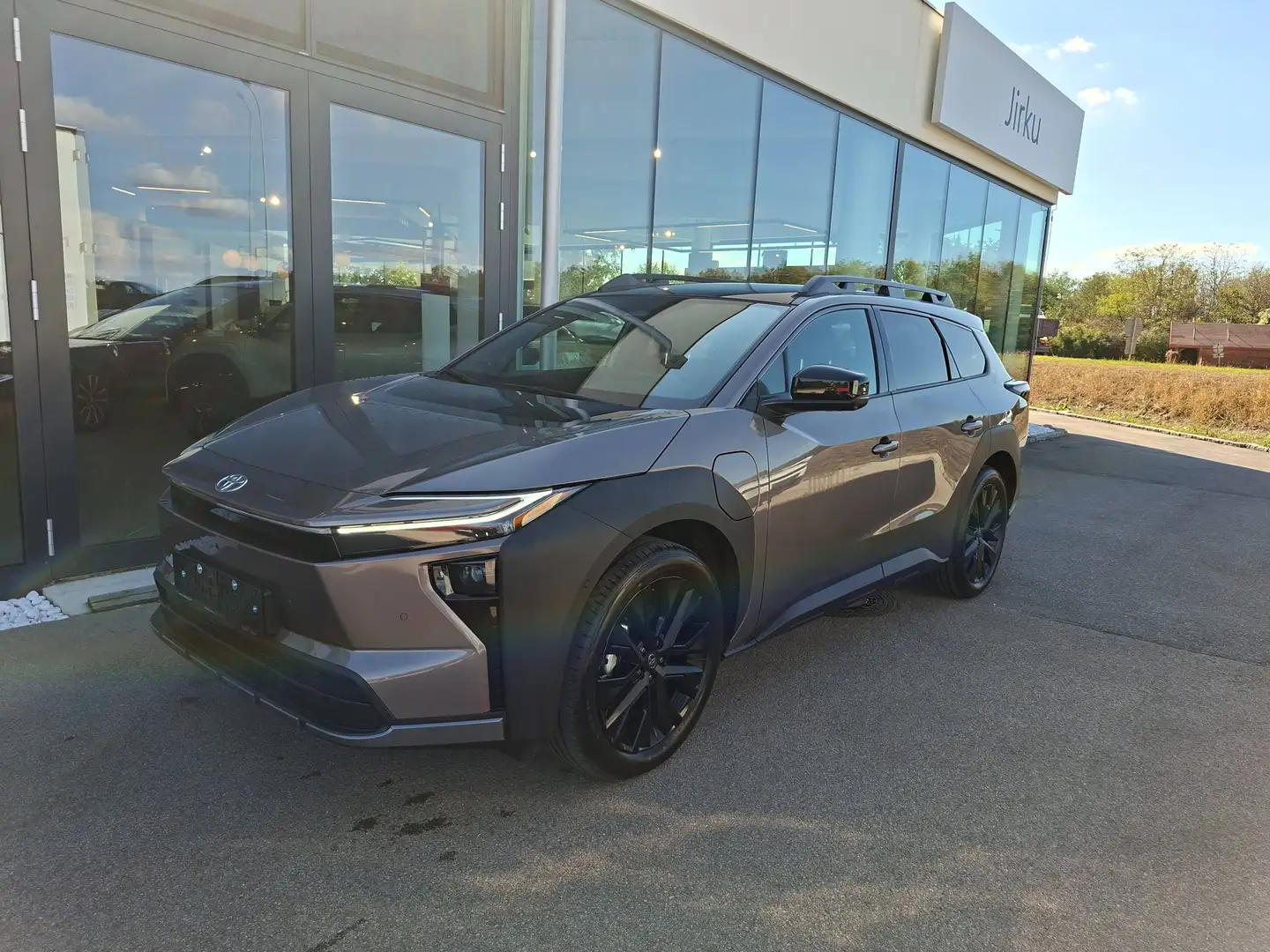 Toyota bZ4X BZ4X Touring Elektro 74,7kWh AWD Lounge Bronze - 1